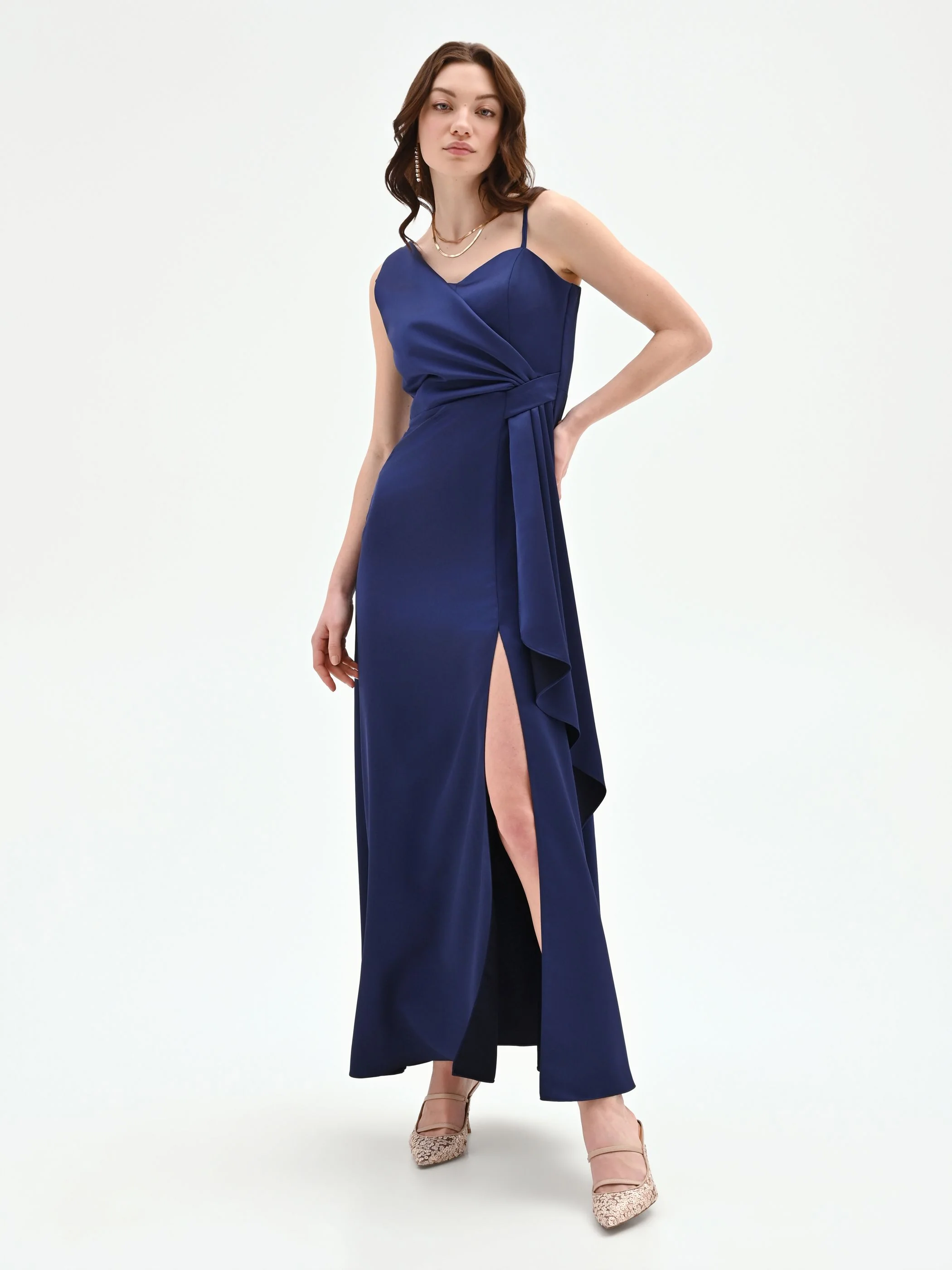 Abito atelier lungo blu indaco con nodo drappeggiato - Image 4