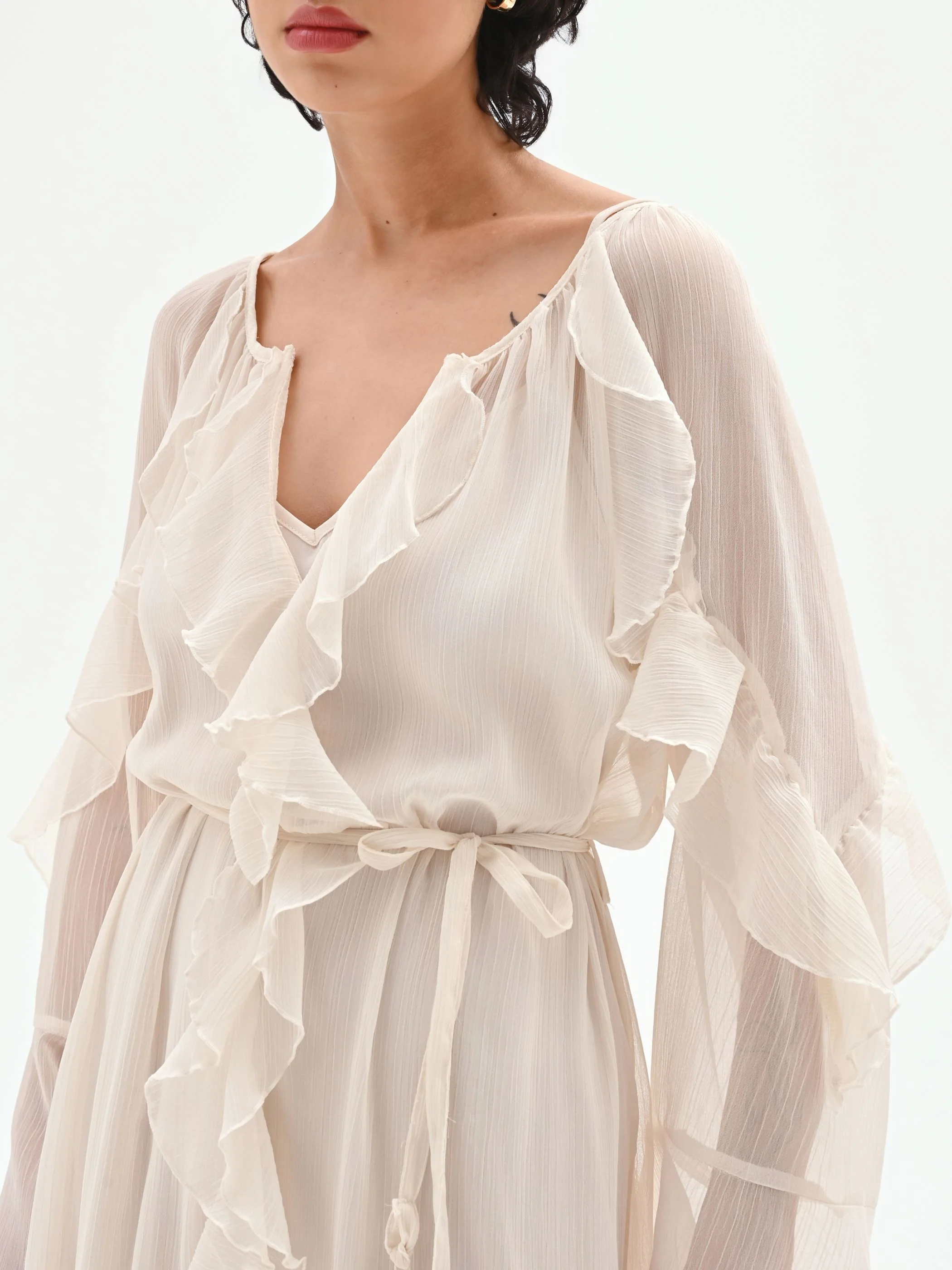 Abito bianco con rouches - Image 3