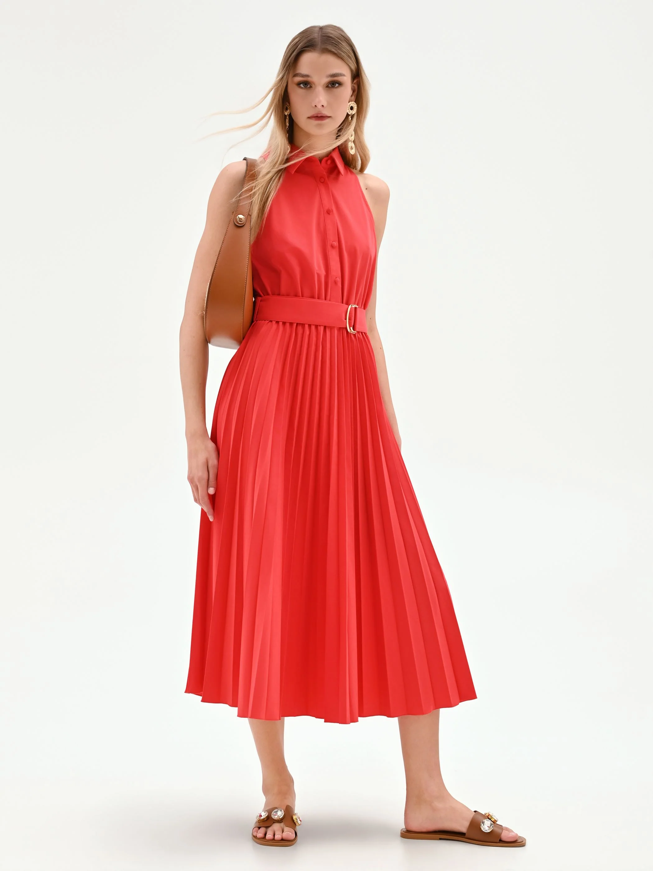 Abito chemisier rosso con gonna plissettata - Image 5