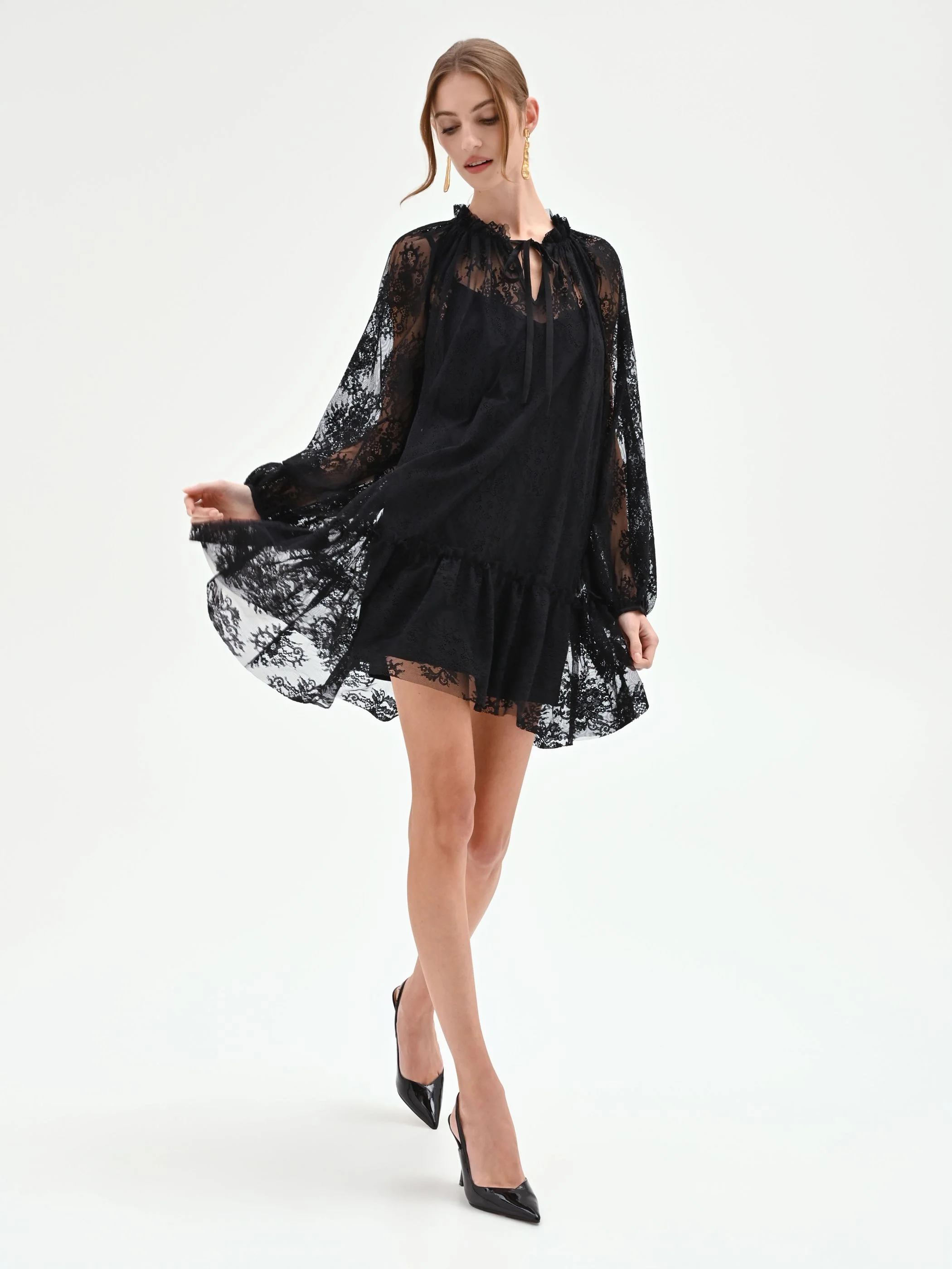 Abito corto nero in pizzo floreale - Image 4