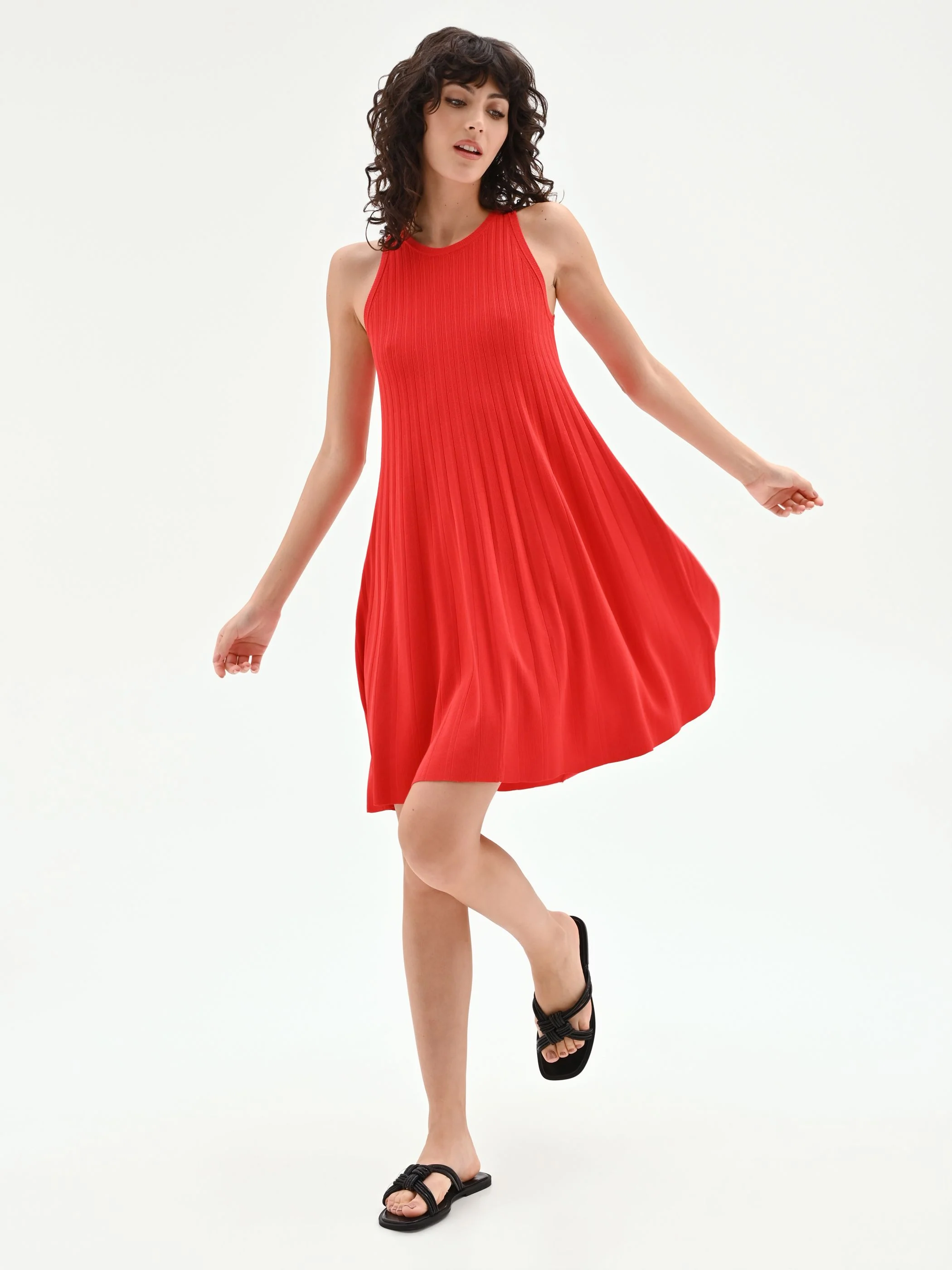 Abito in maglia plissé rosso fragola - Image 4
