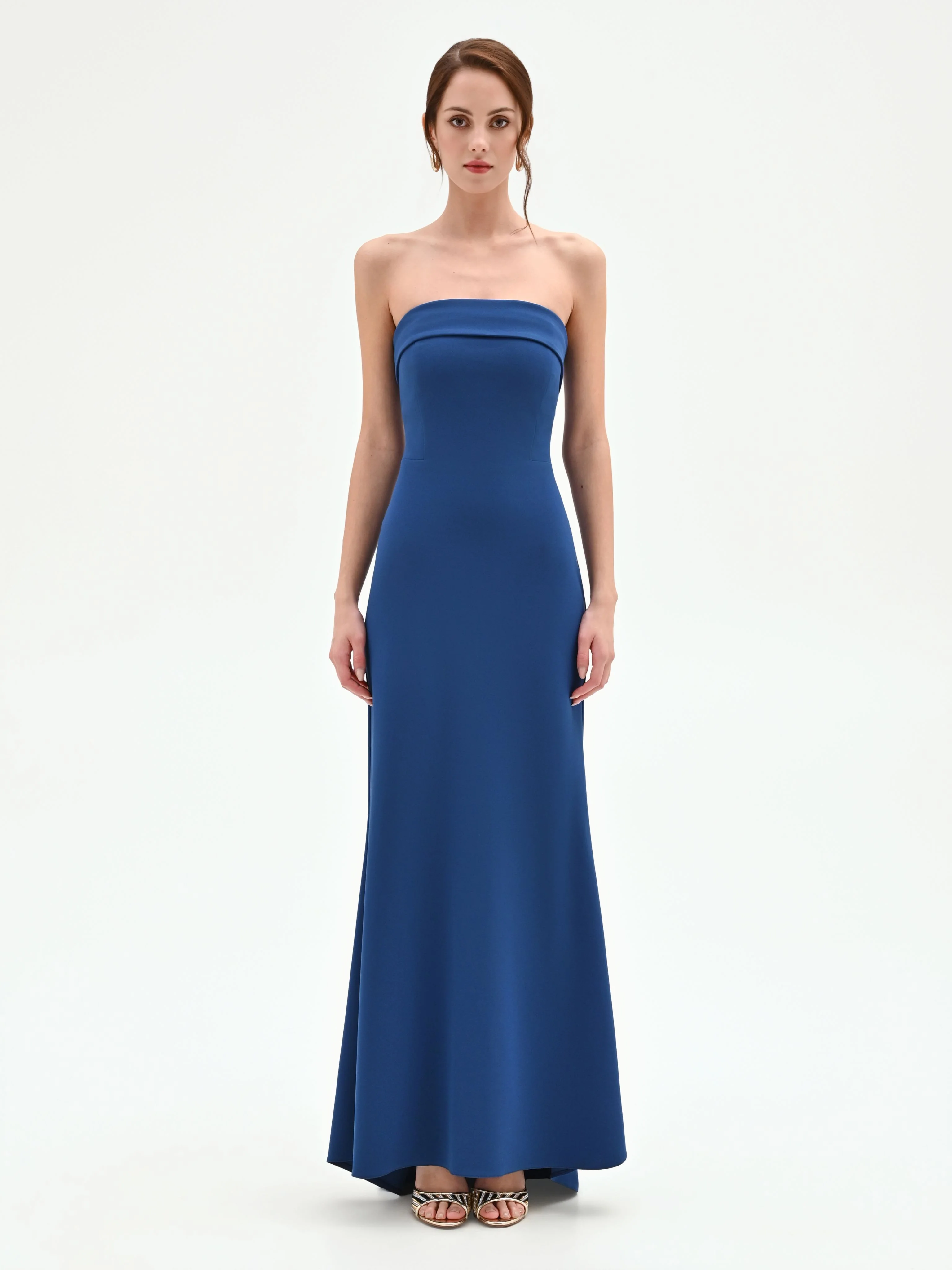 Abito lungo blu brillante con scollo a fascia