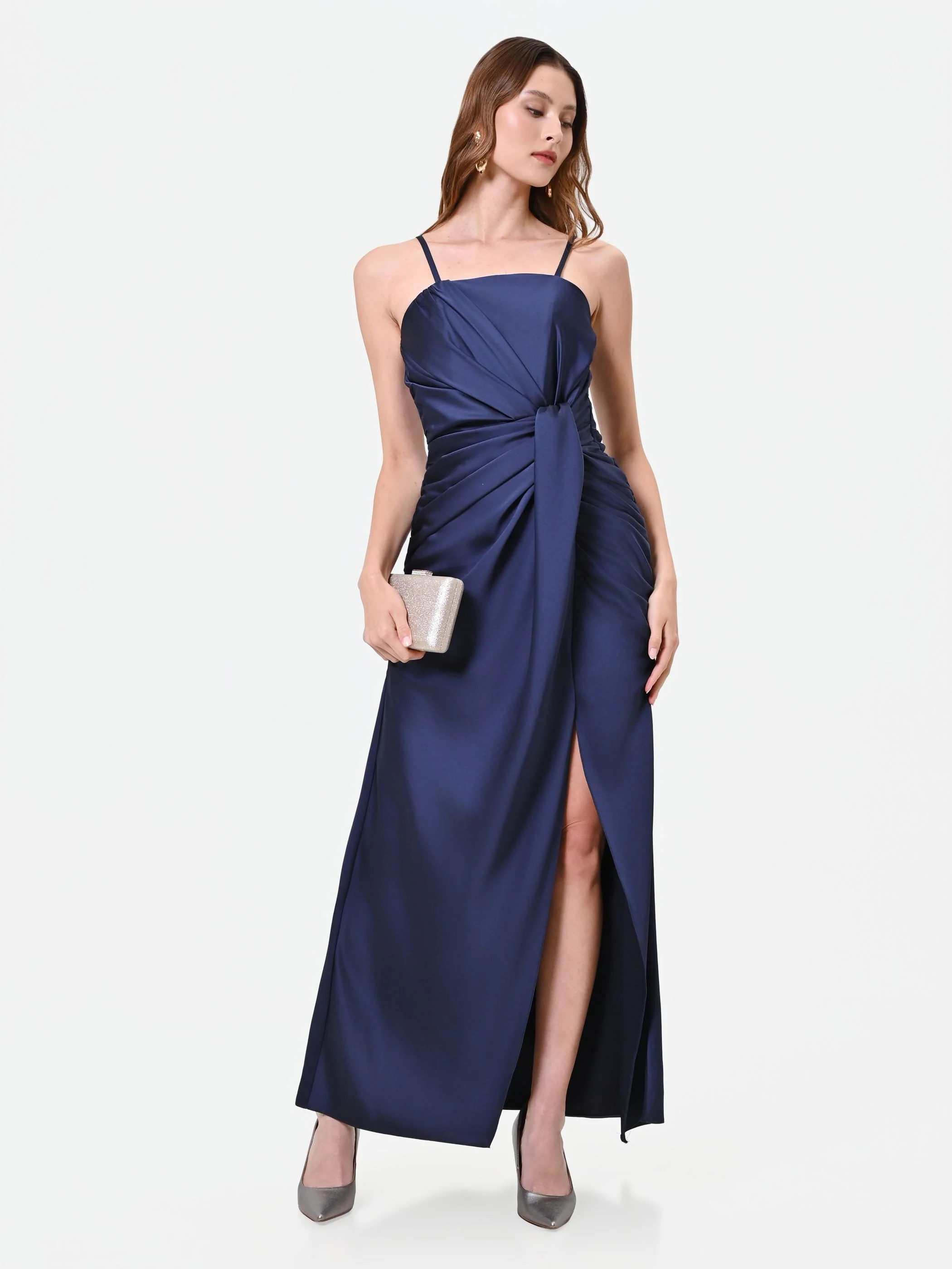 Abito lungo blu navy con nodo e drappeggio - Image 5