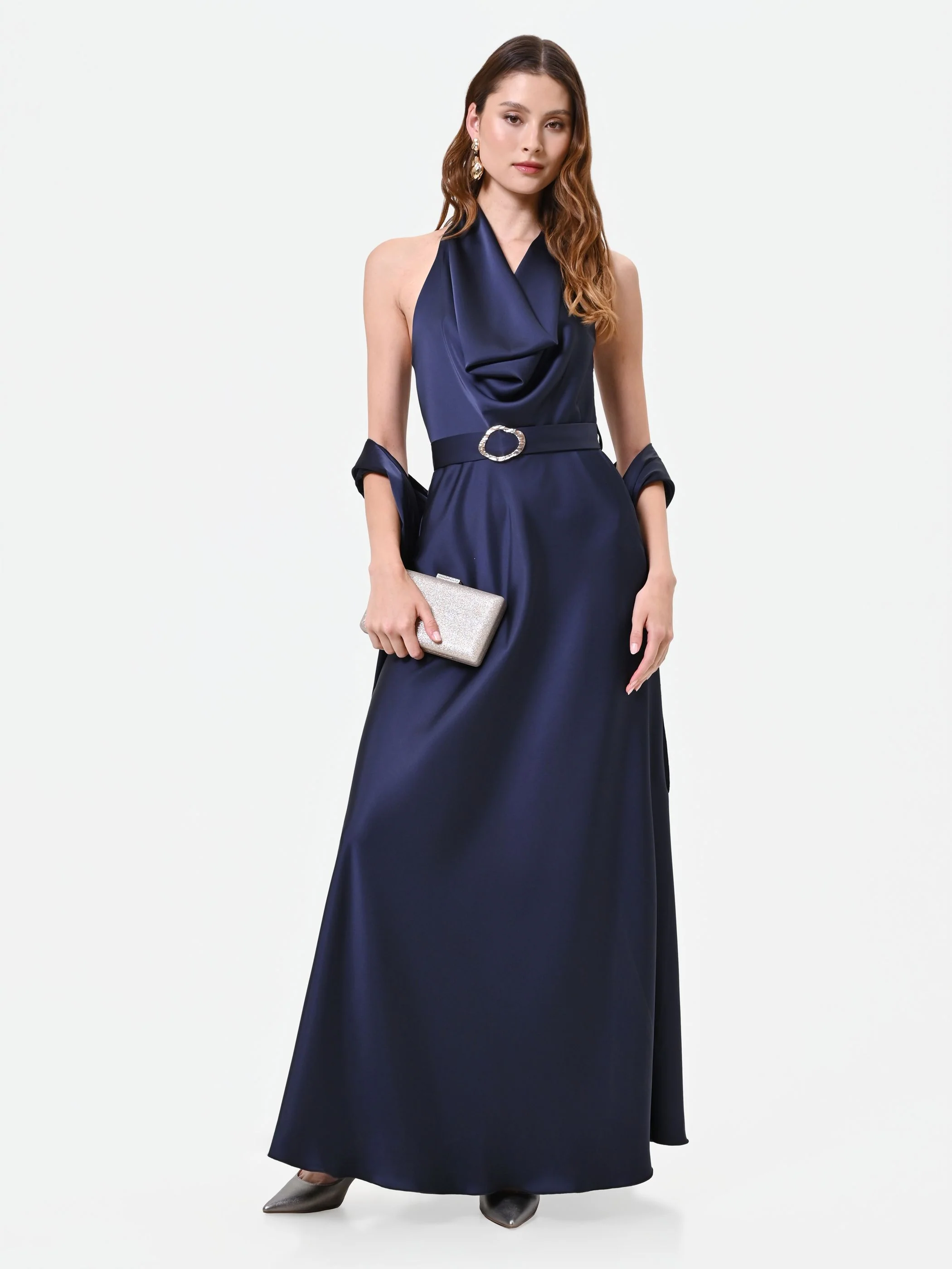 Abito lungo blu navy con scollo all'americana drappeggiato - Image 5