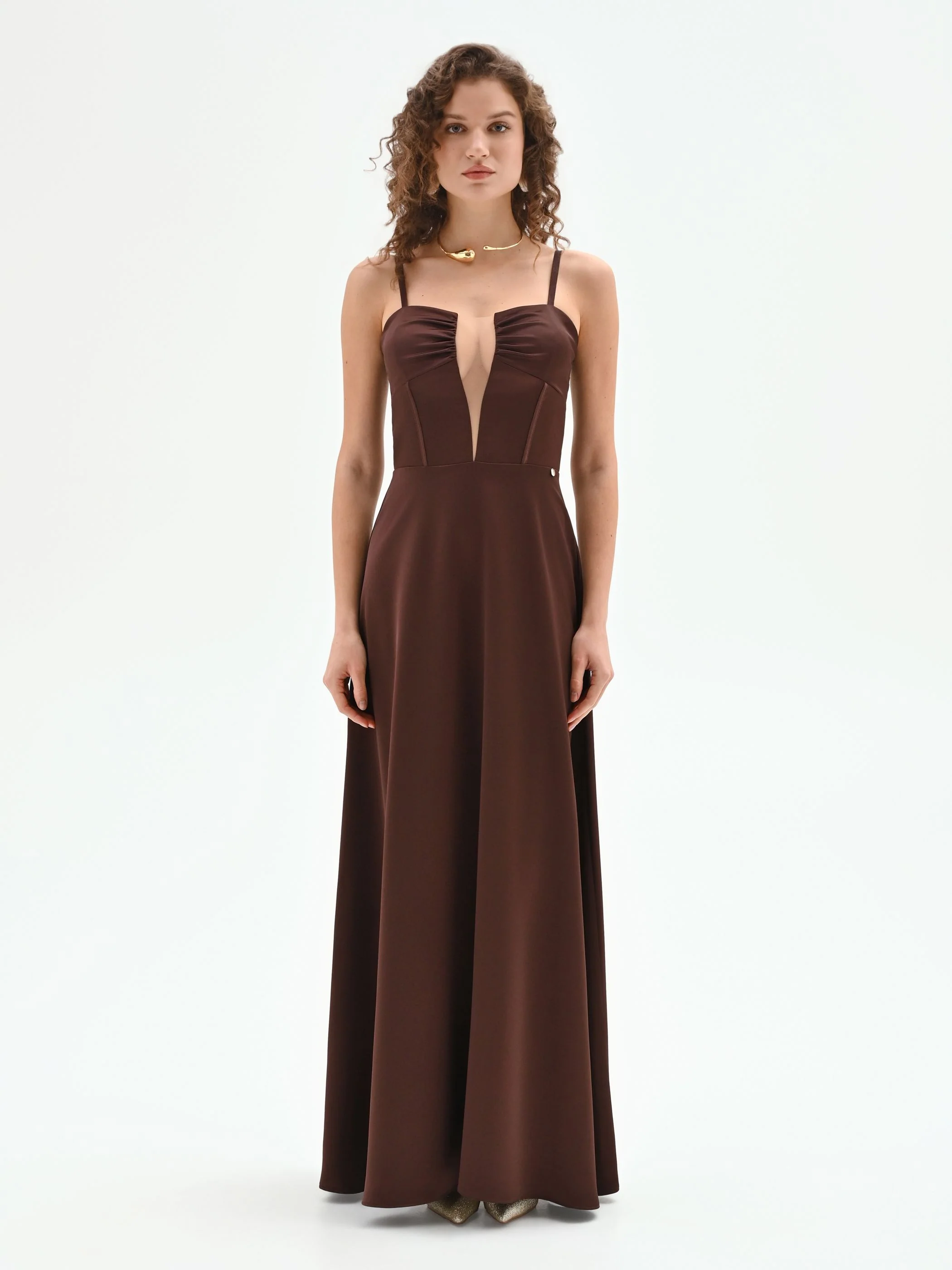 Abito lungo cioccolato con inserto in tulle