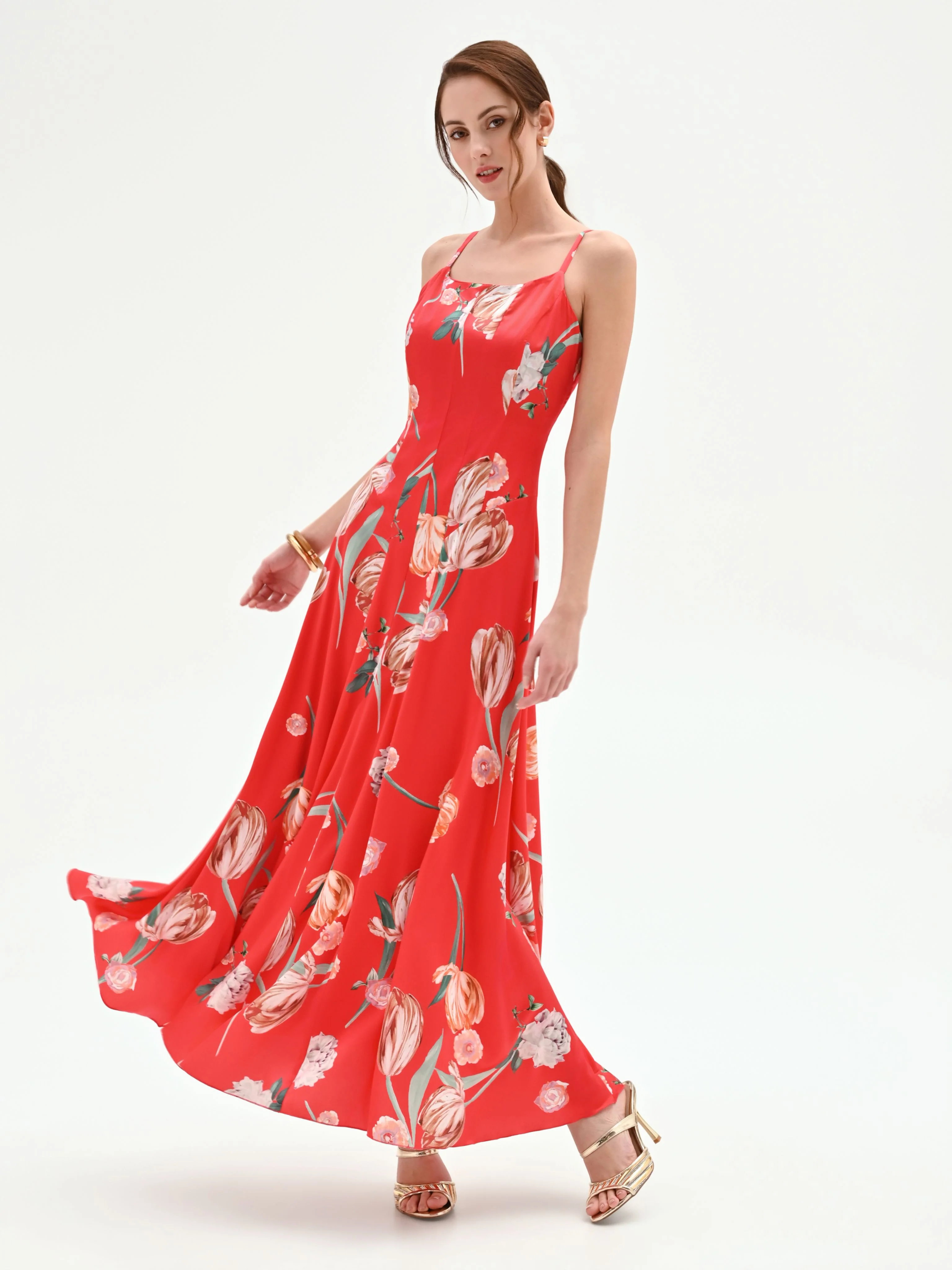 Abito lungo rosso fragola con stampa floreale - Image 3