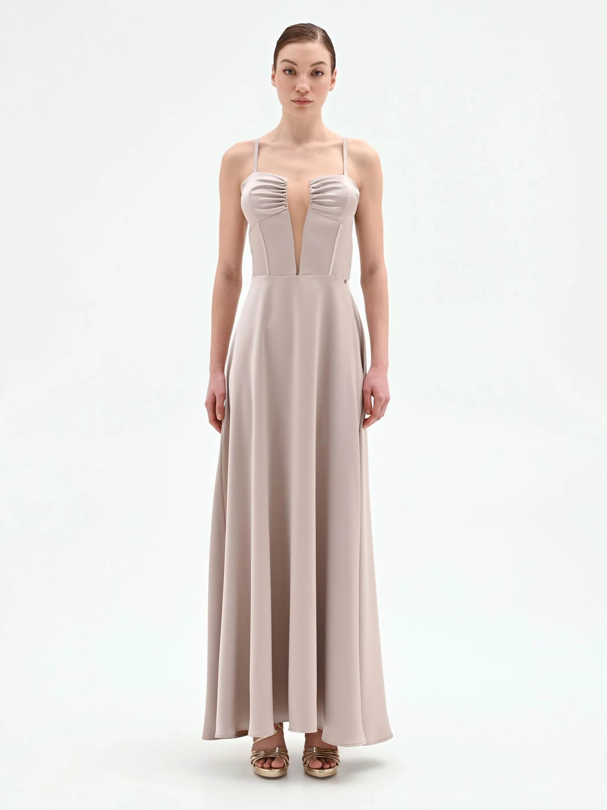 Abito lungo tortora beige con scollo a cuore - Image 3