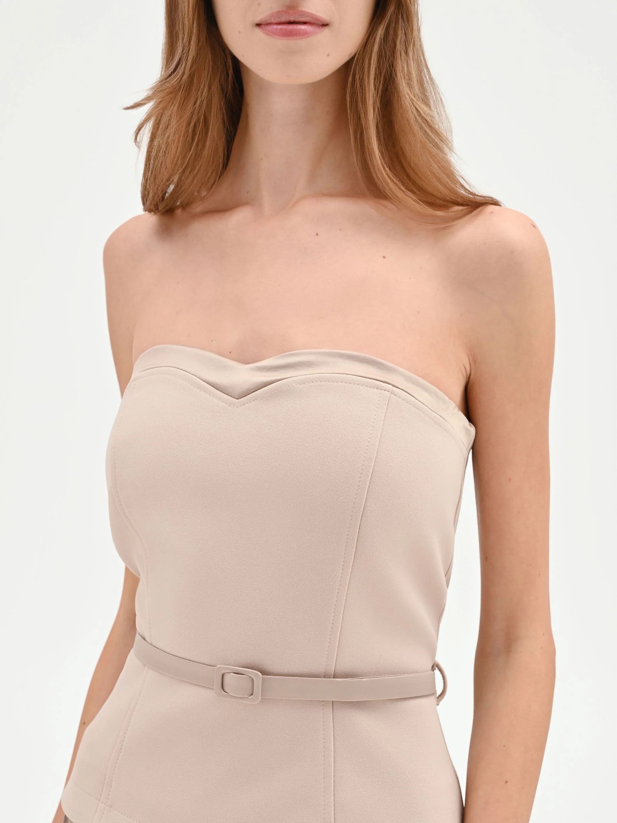 Abito tortora con top bustier e gonna plissé - Image 3