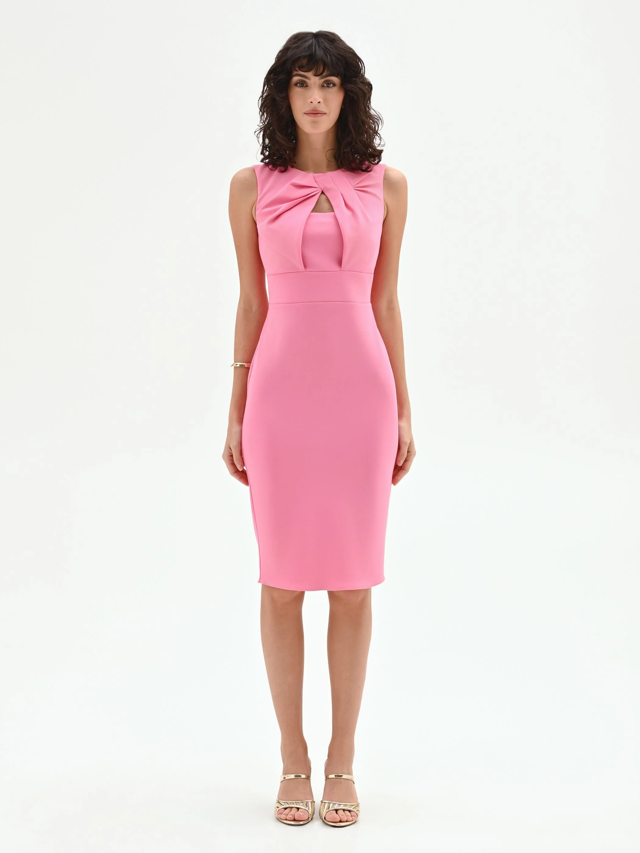 Abito tubino rosa con nodo e cut-out