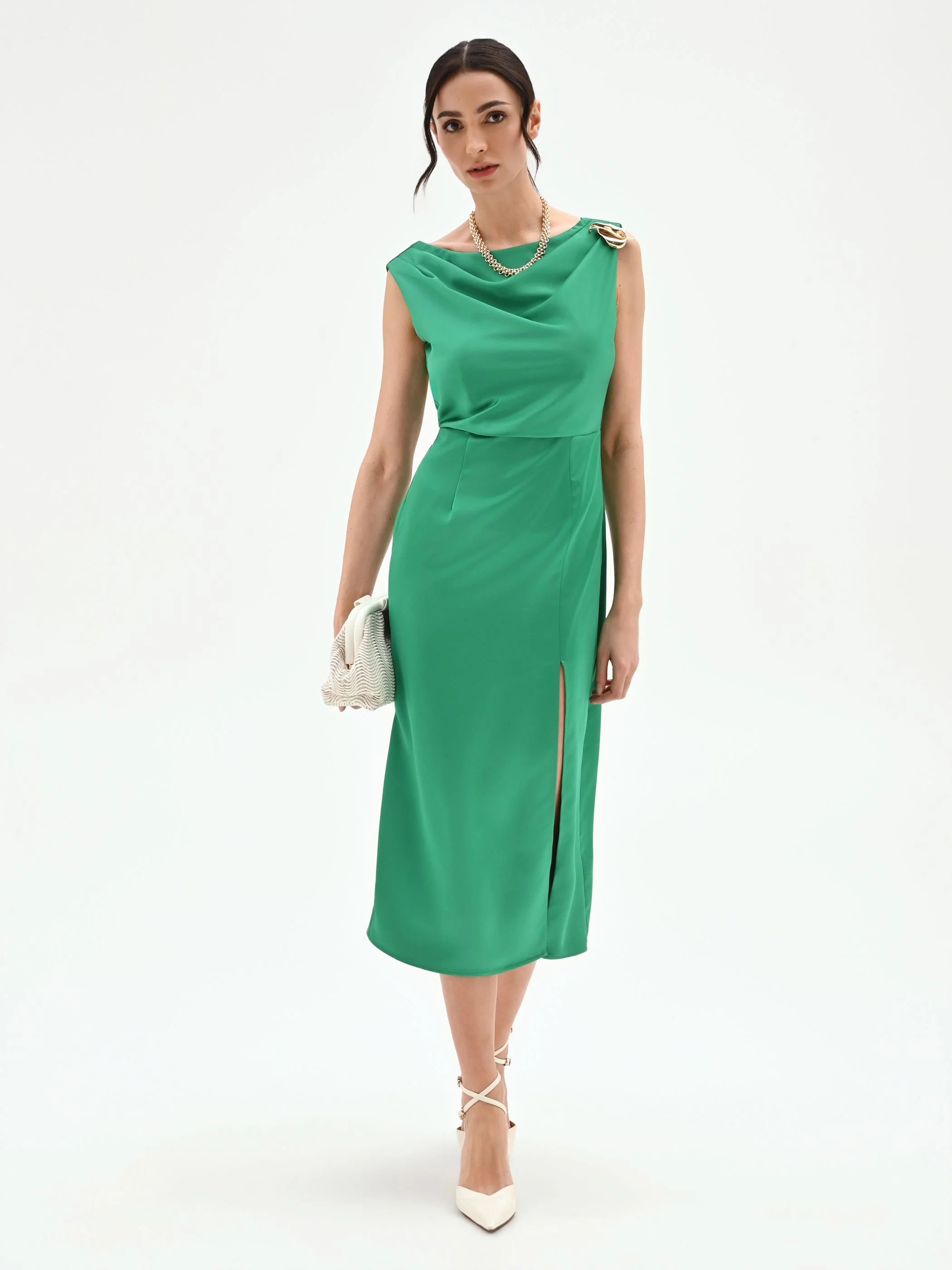 Abito tubino verde prato con scollo drappeggiato - Image 6