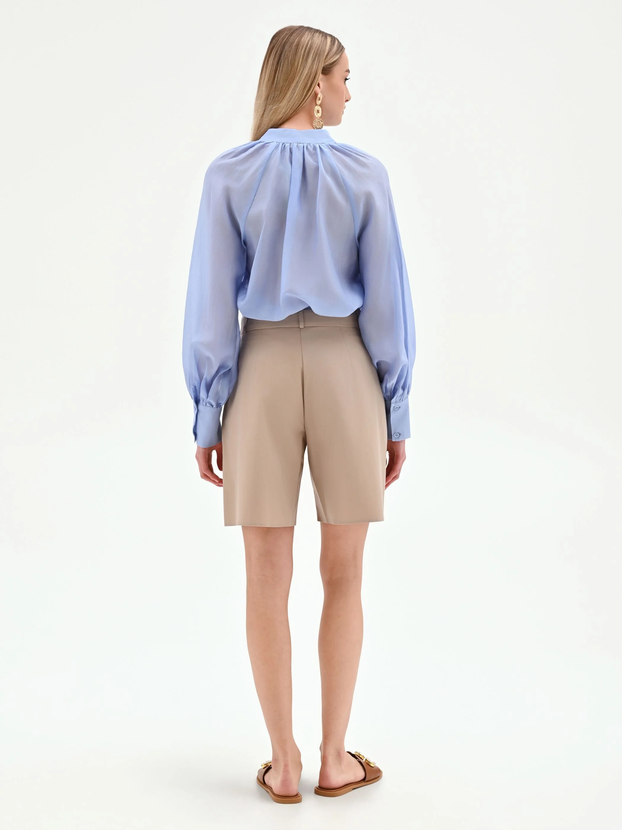 Bermuda tortora beige con pinces frontali - Image 5
