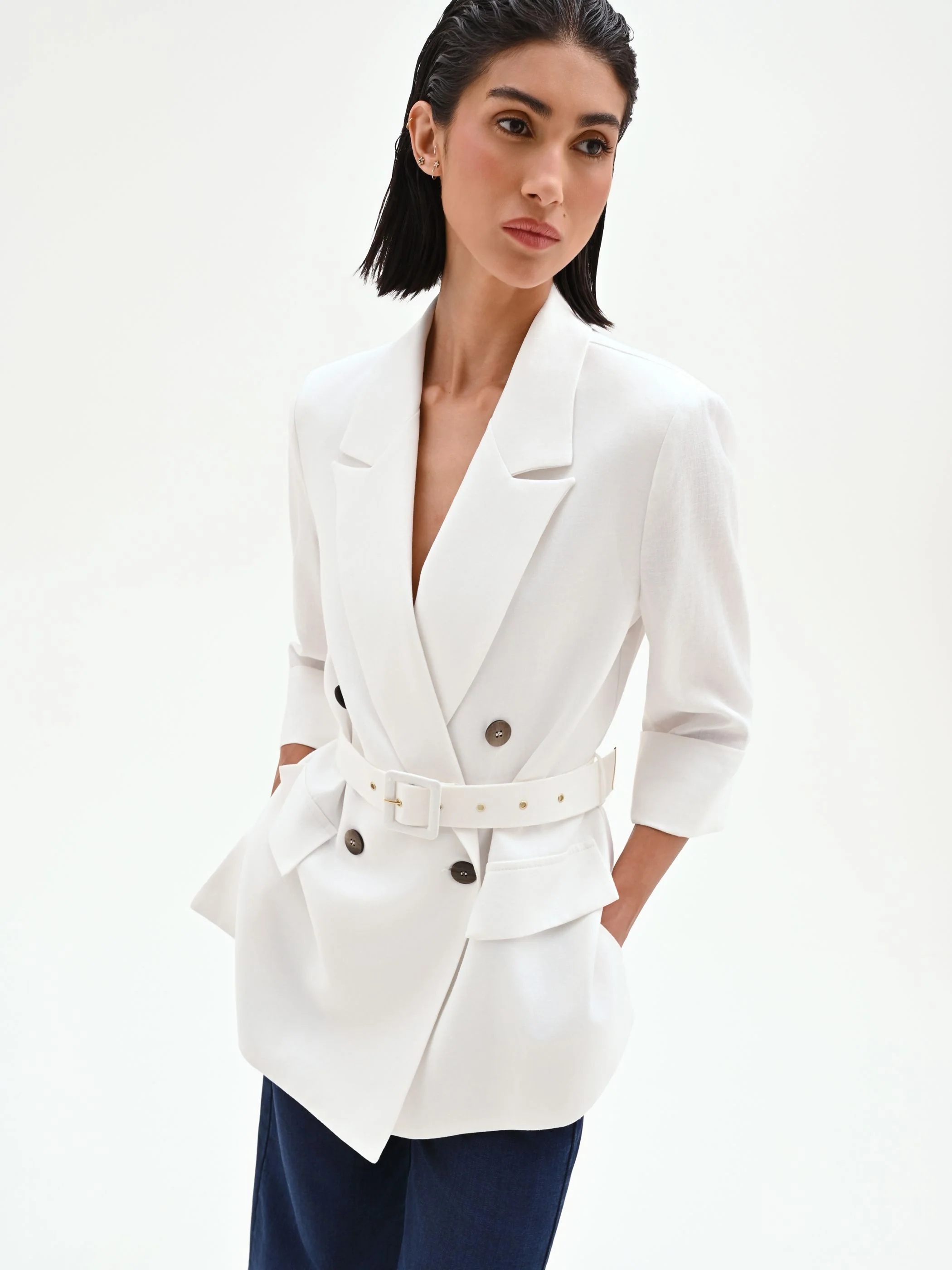 Blazer doppiopetto panna in lino con cintura - Image 6