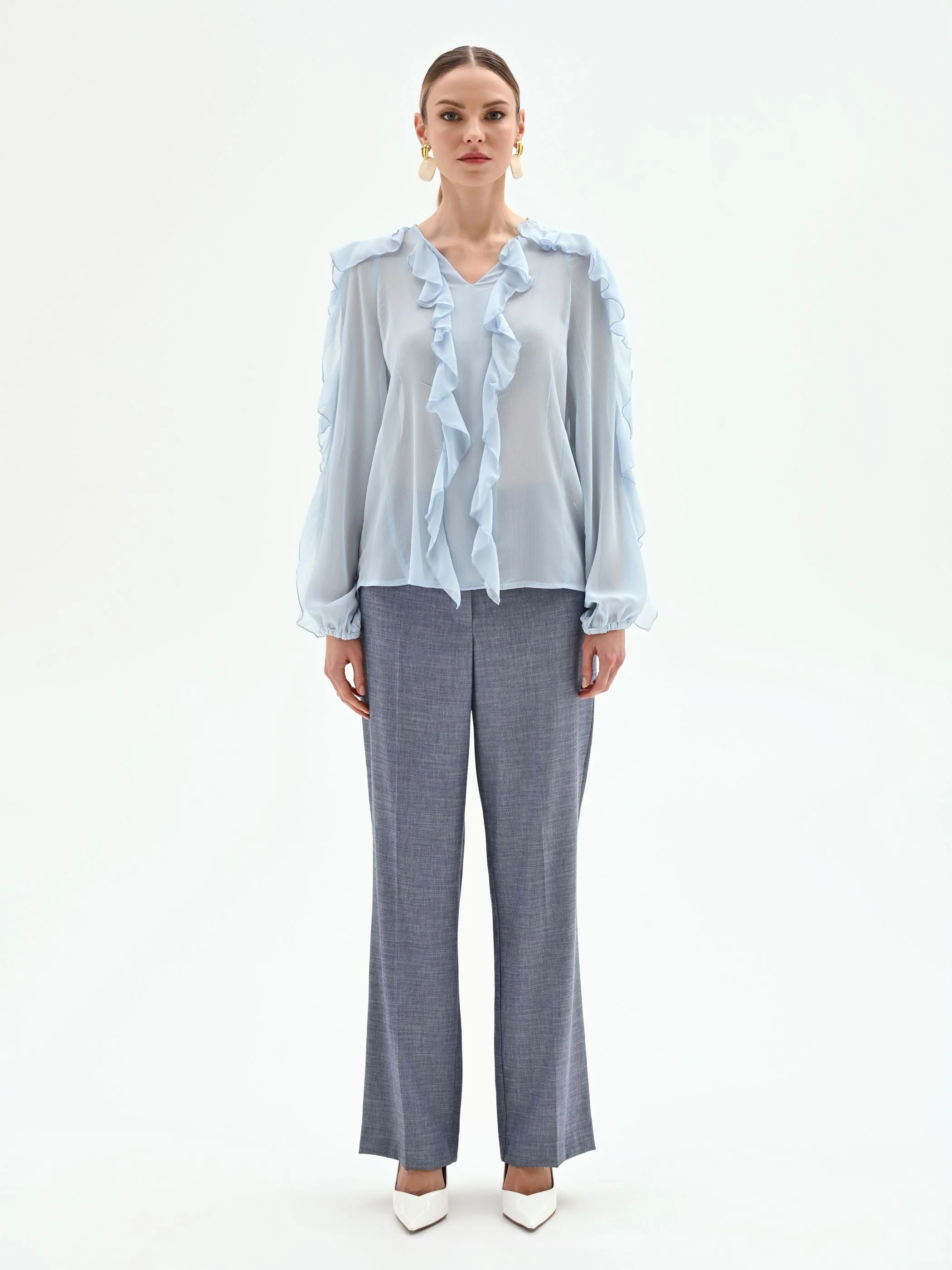 Blusa azzurro cielo con rouches - Image 2