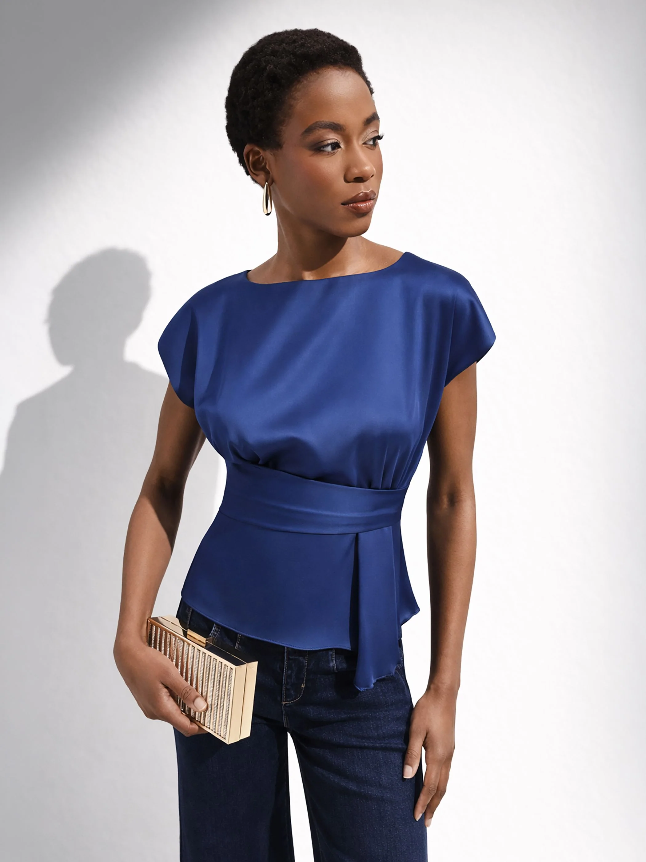 Blusa blu brillante con drappeggio in vita - Image 6