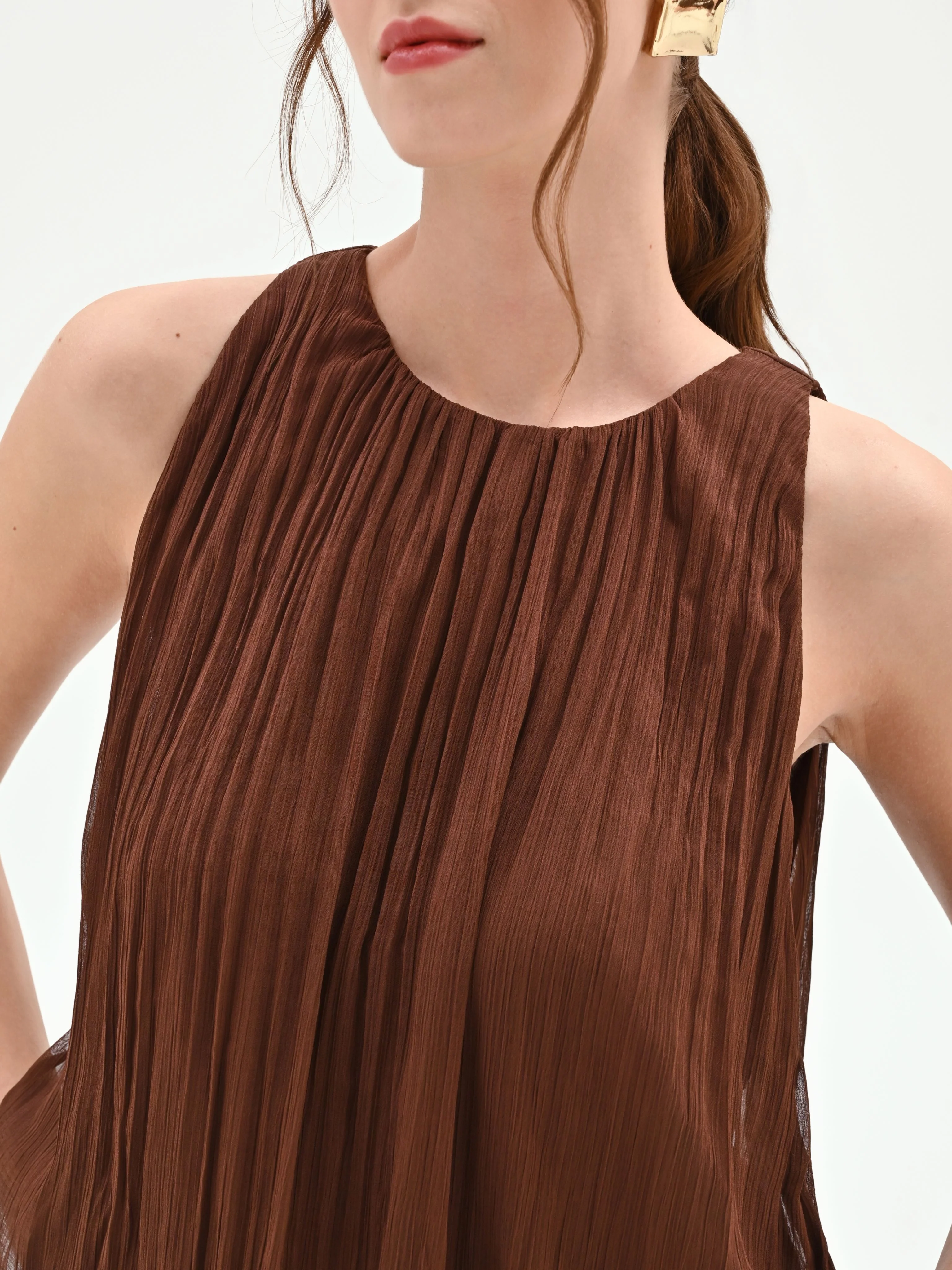 Blusa cioccolato con lavorazione plissé - Image 5
