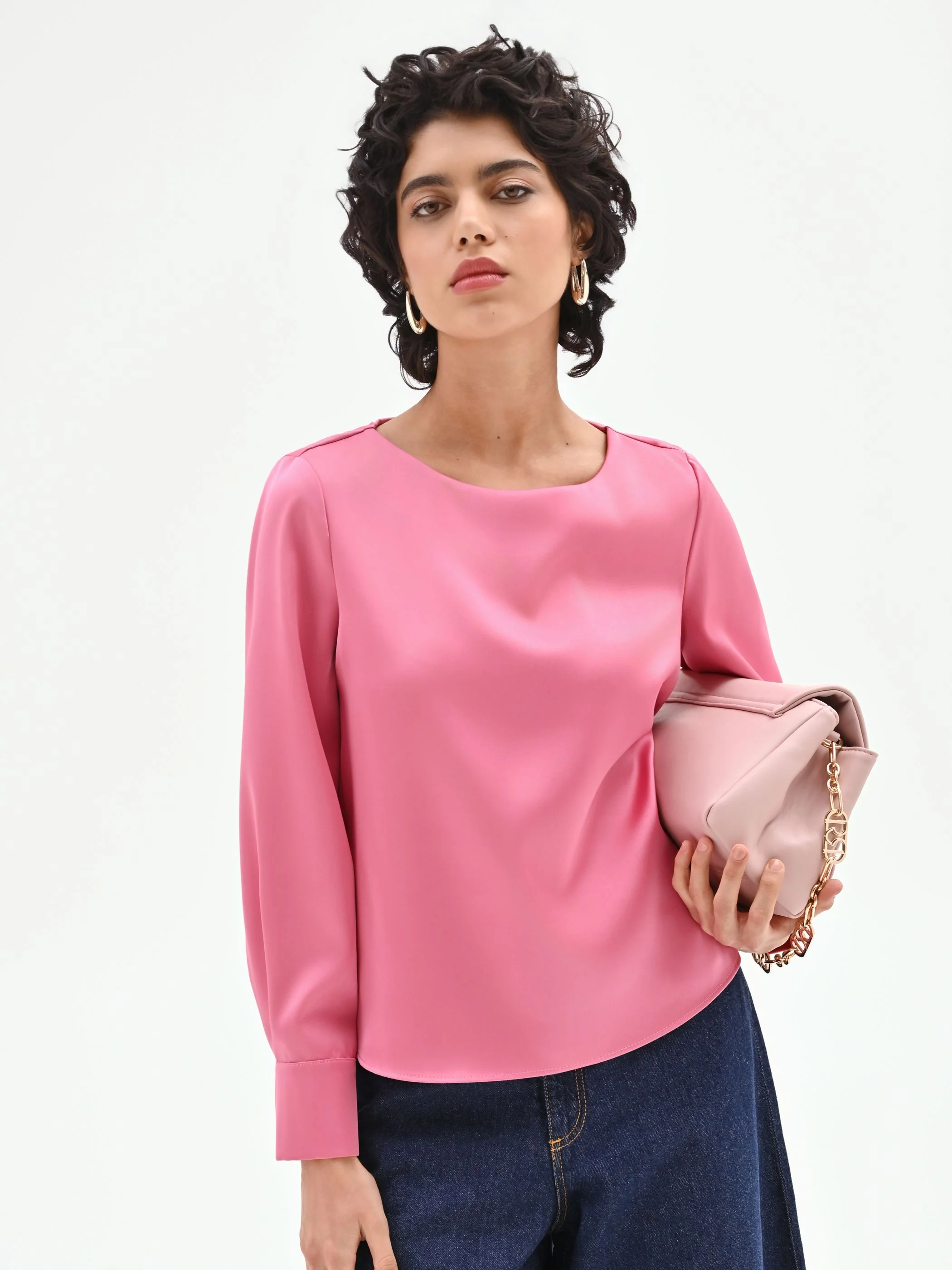 Blusa rosa con maniche a sbuffo - Image 6