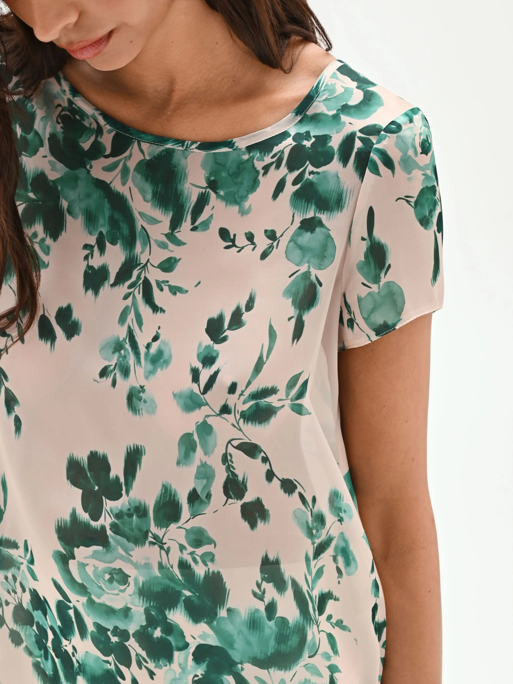 Blusa verde con stampa floreale all-over - Image 5