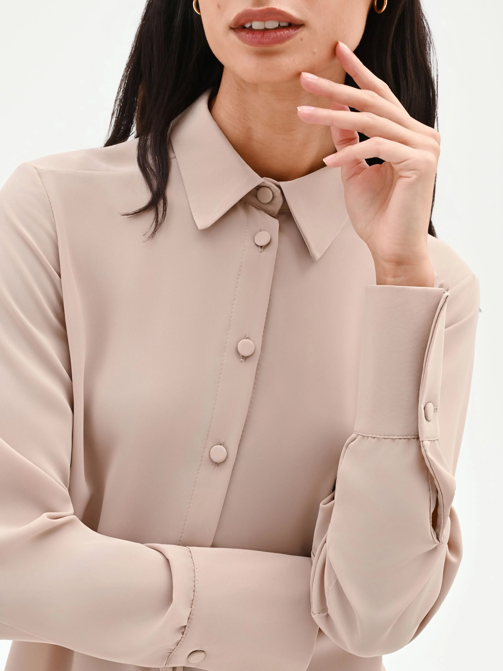 Camicia beige con bottoni ricoperti - Image 4