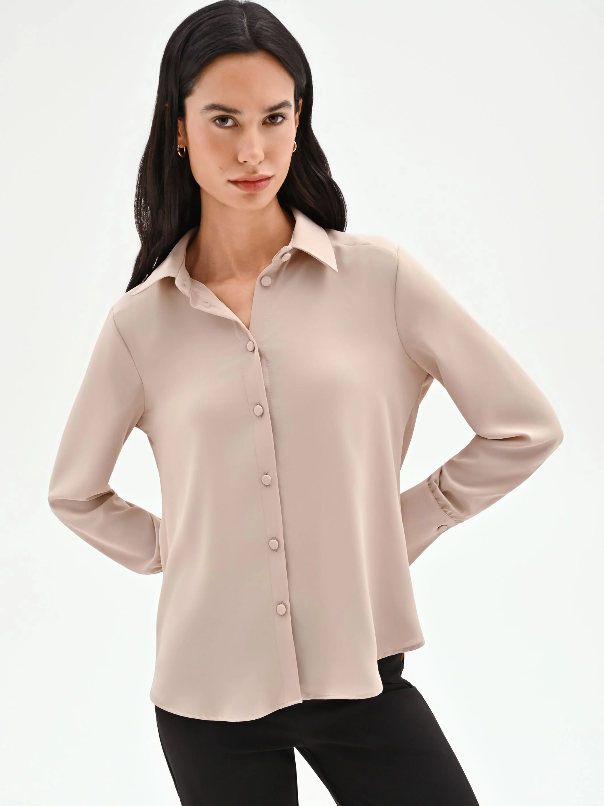 Camicia beige con bottoni ricoperti - Image 5