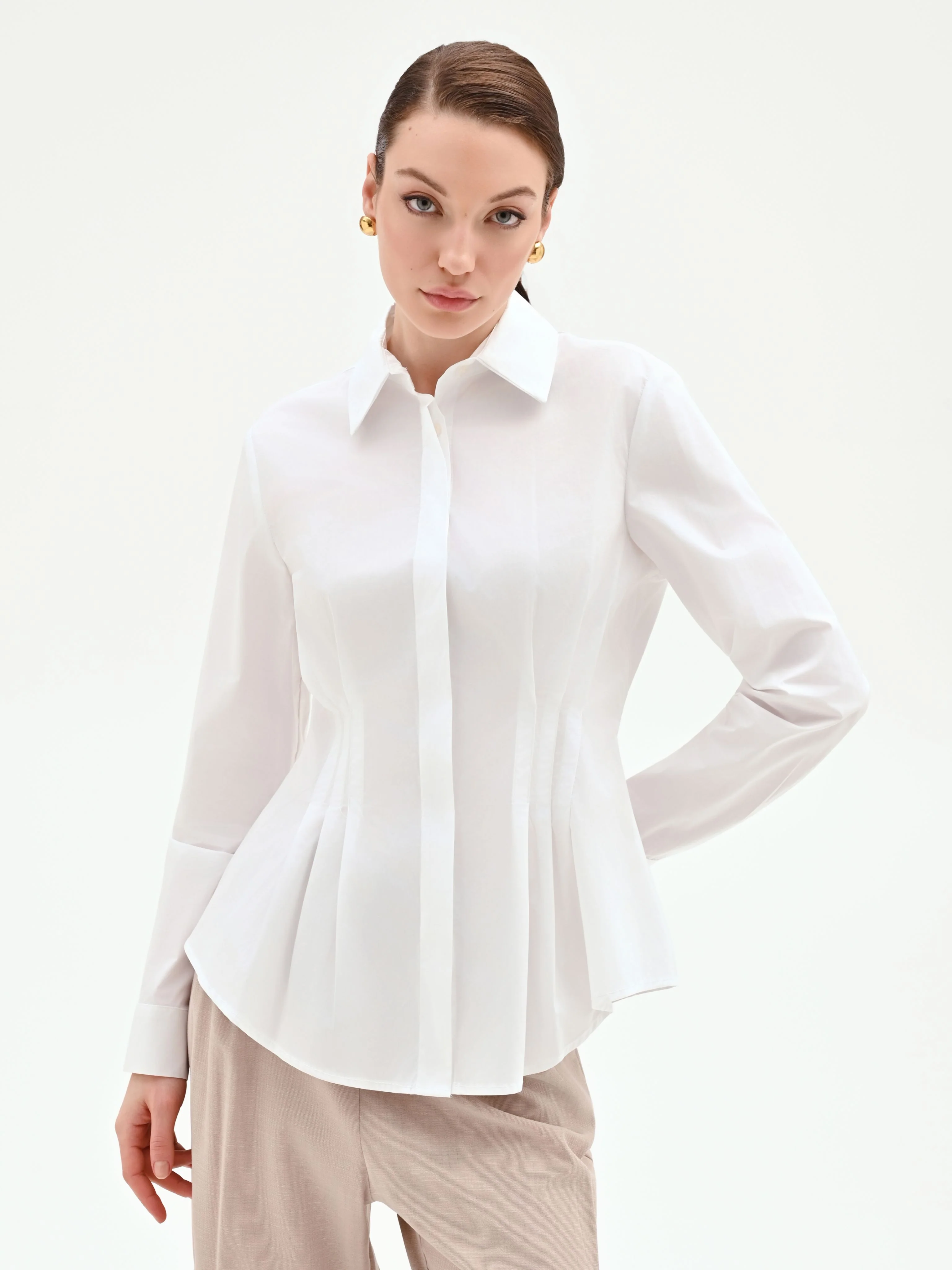 Camicia bianca con baschina - Image 5