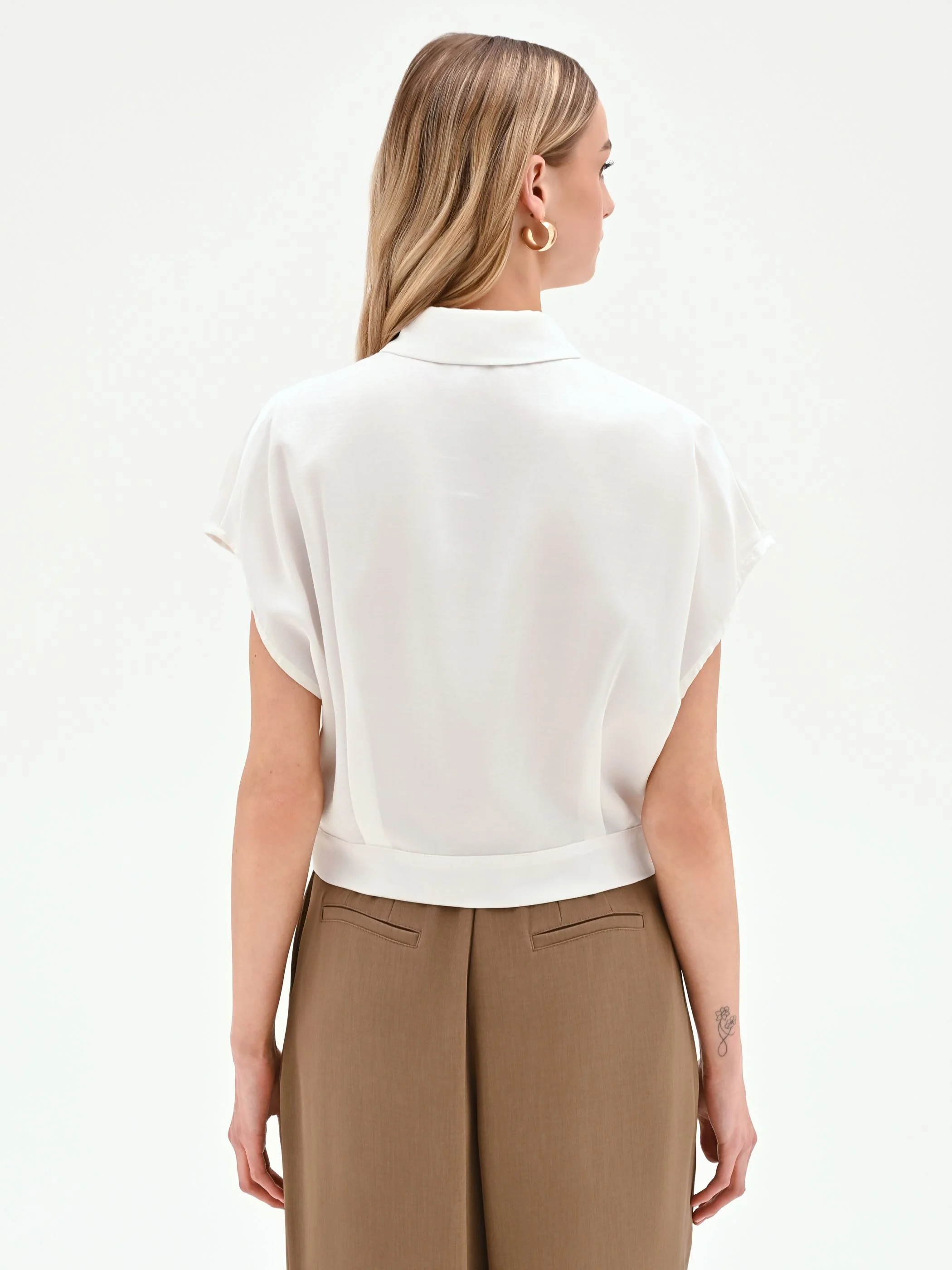 Camicia boxy panna in raso - Image 3
