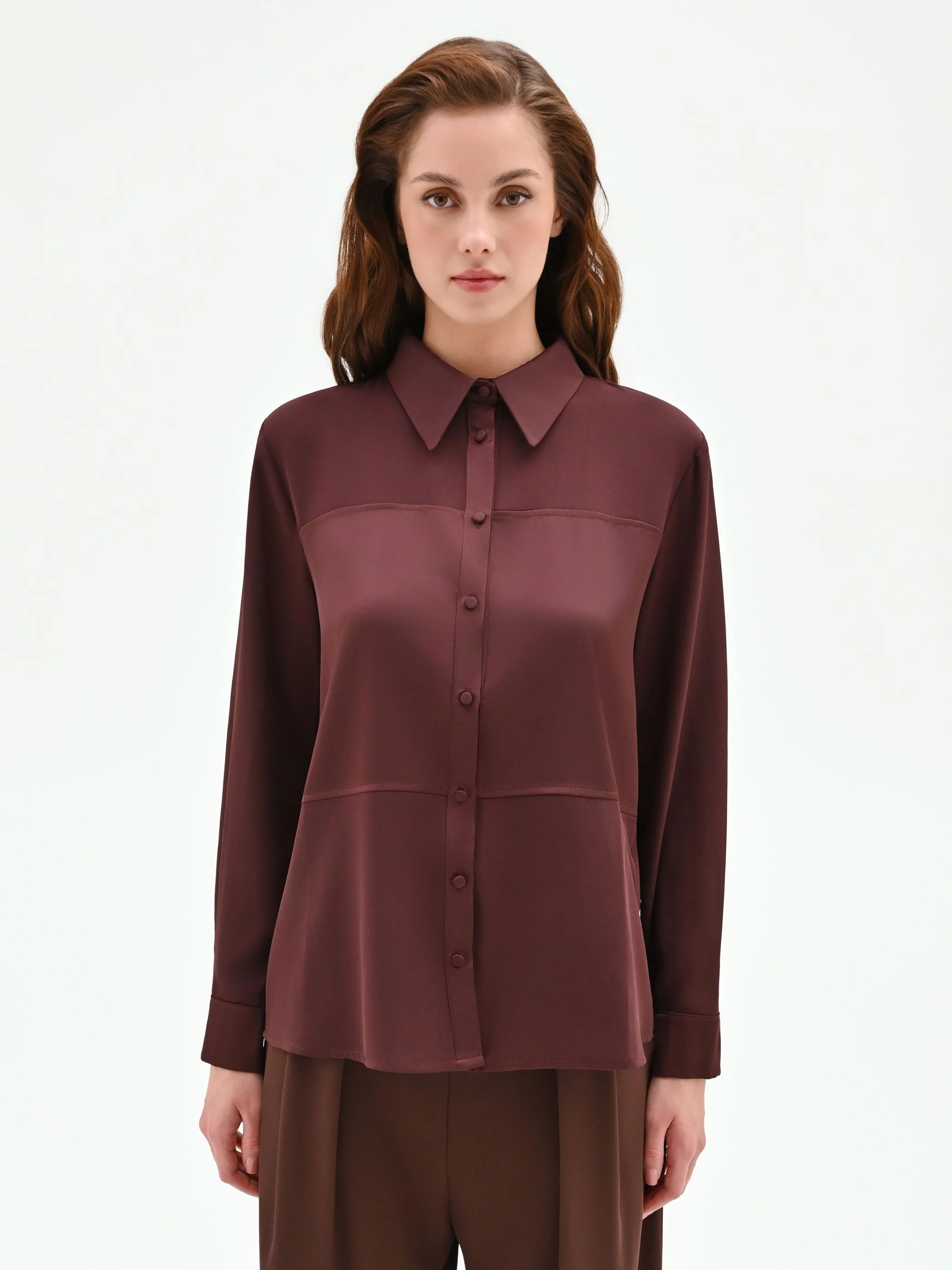 Camicia cioccolato con inserti geometrici - Image 2