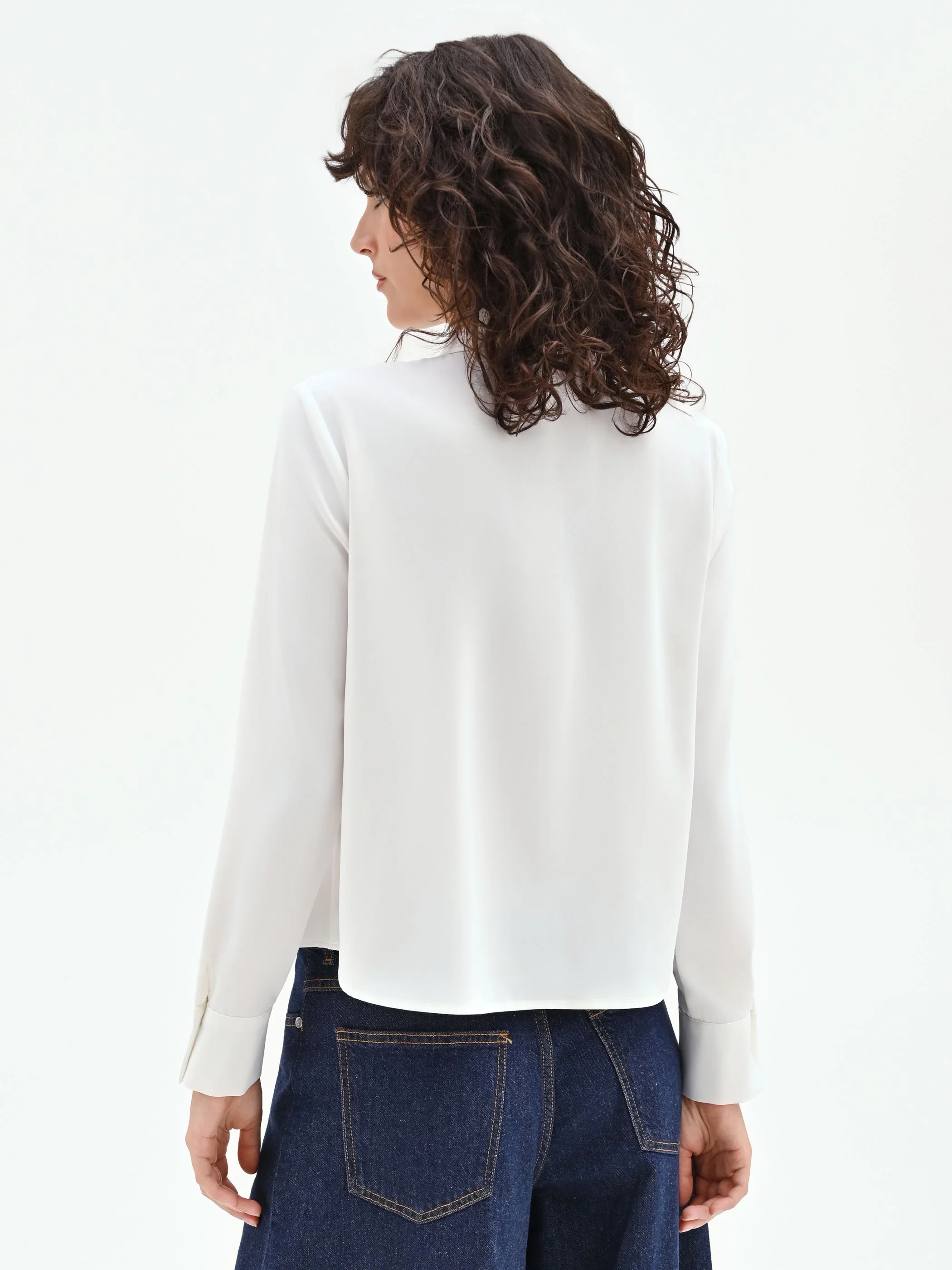 Camicia panna bianco con plastron asimmetrico - Image 3