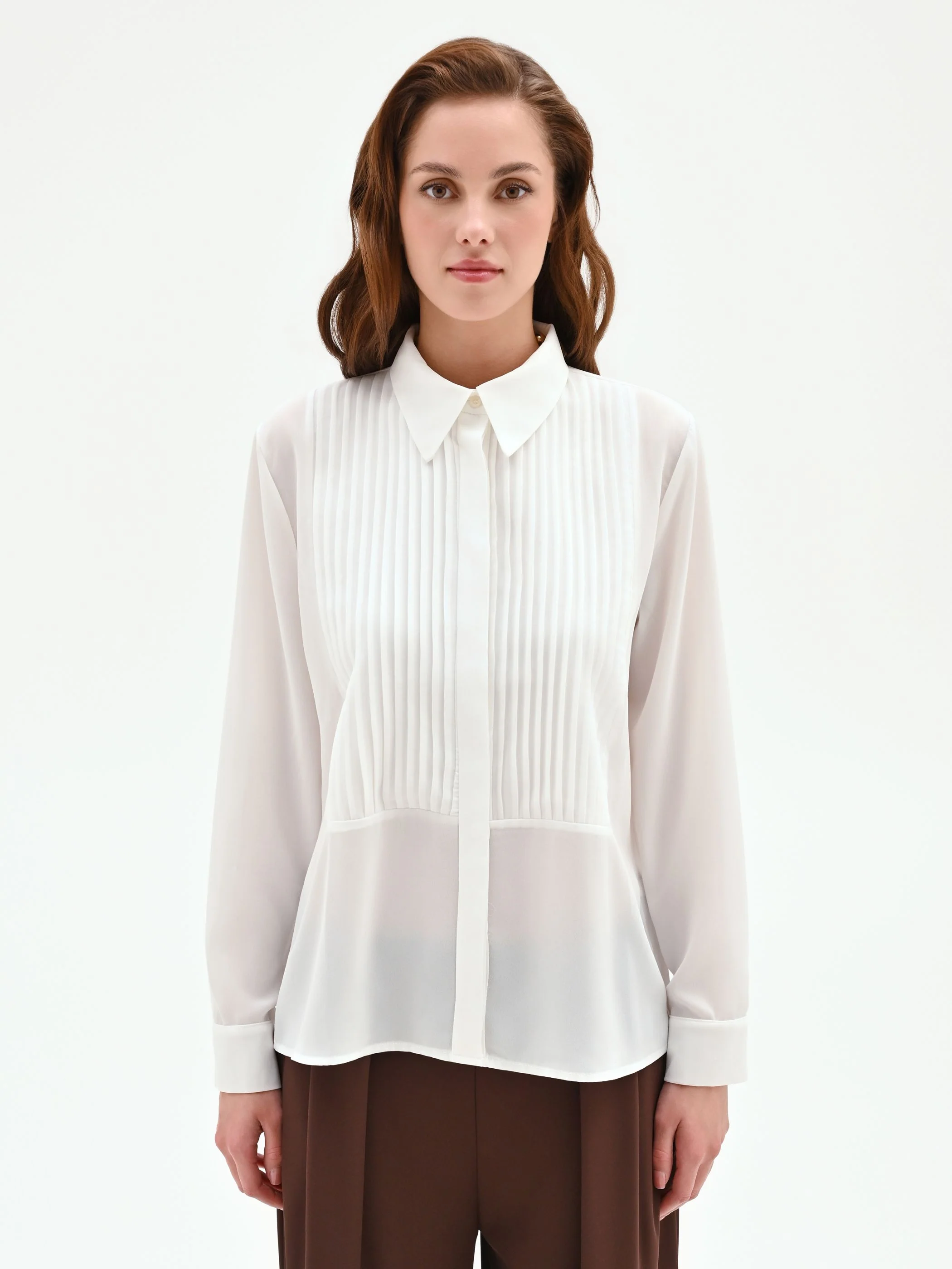 Camicia panna bianco con plastron plissé - Image 3