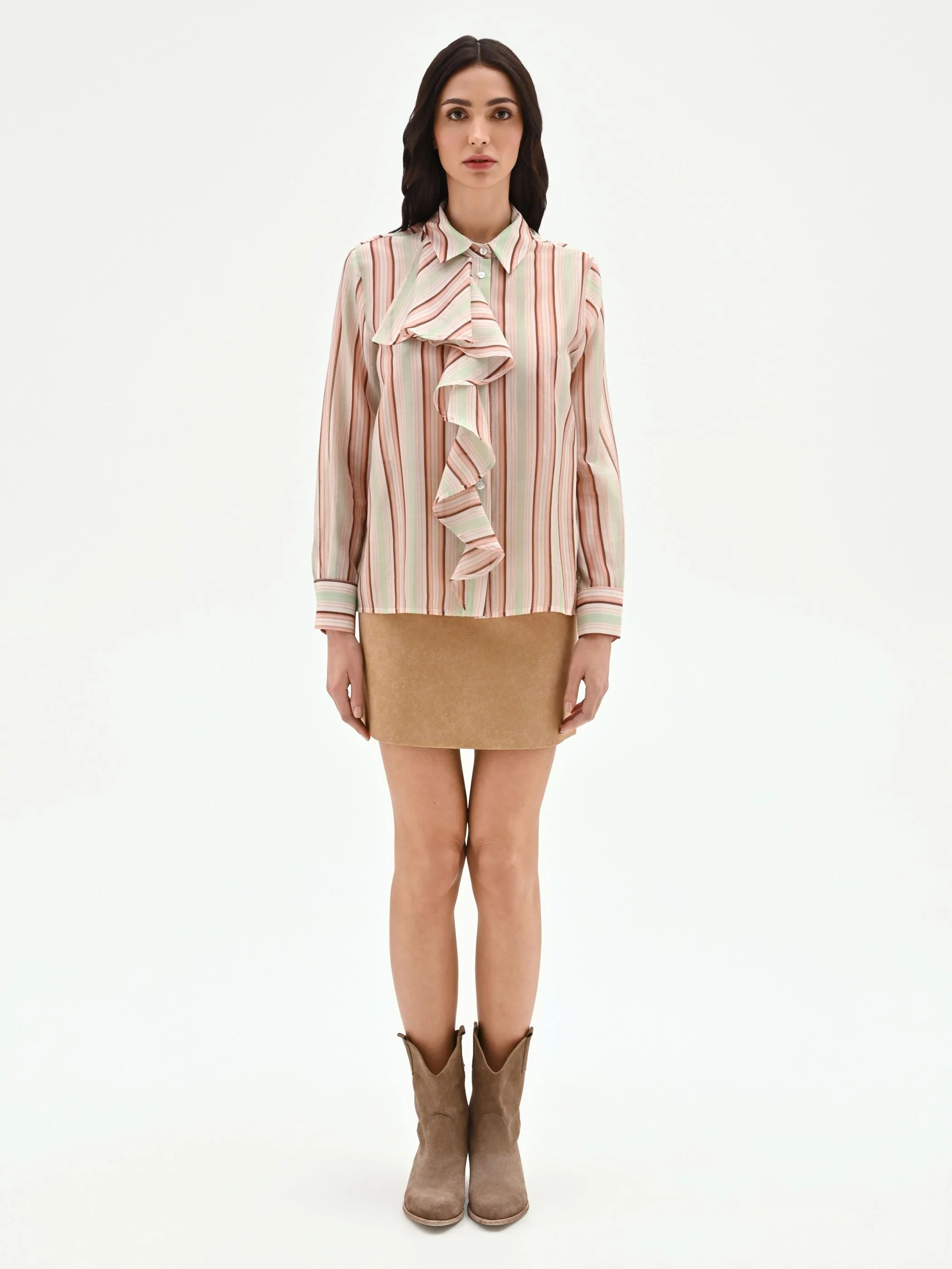 Camicia rosa a righe con rouche - Image 3