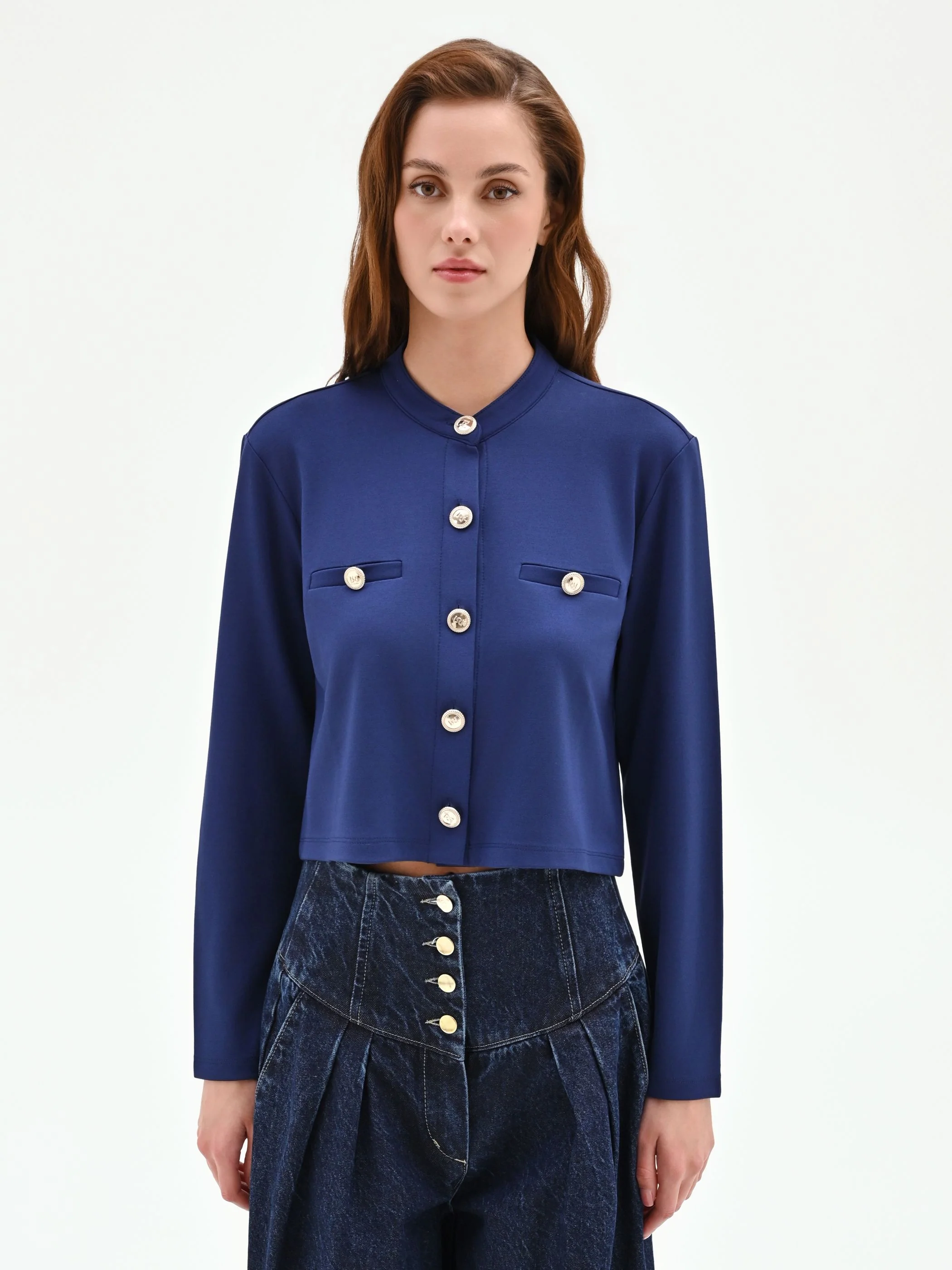 Cardigan blu morbido con bottoni dorati - Image 5