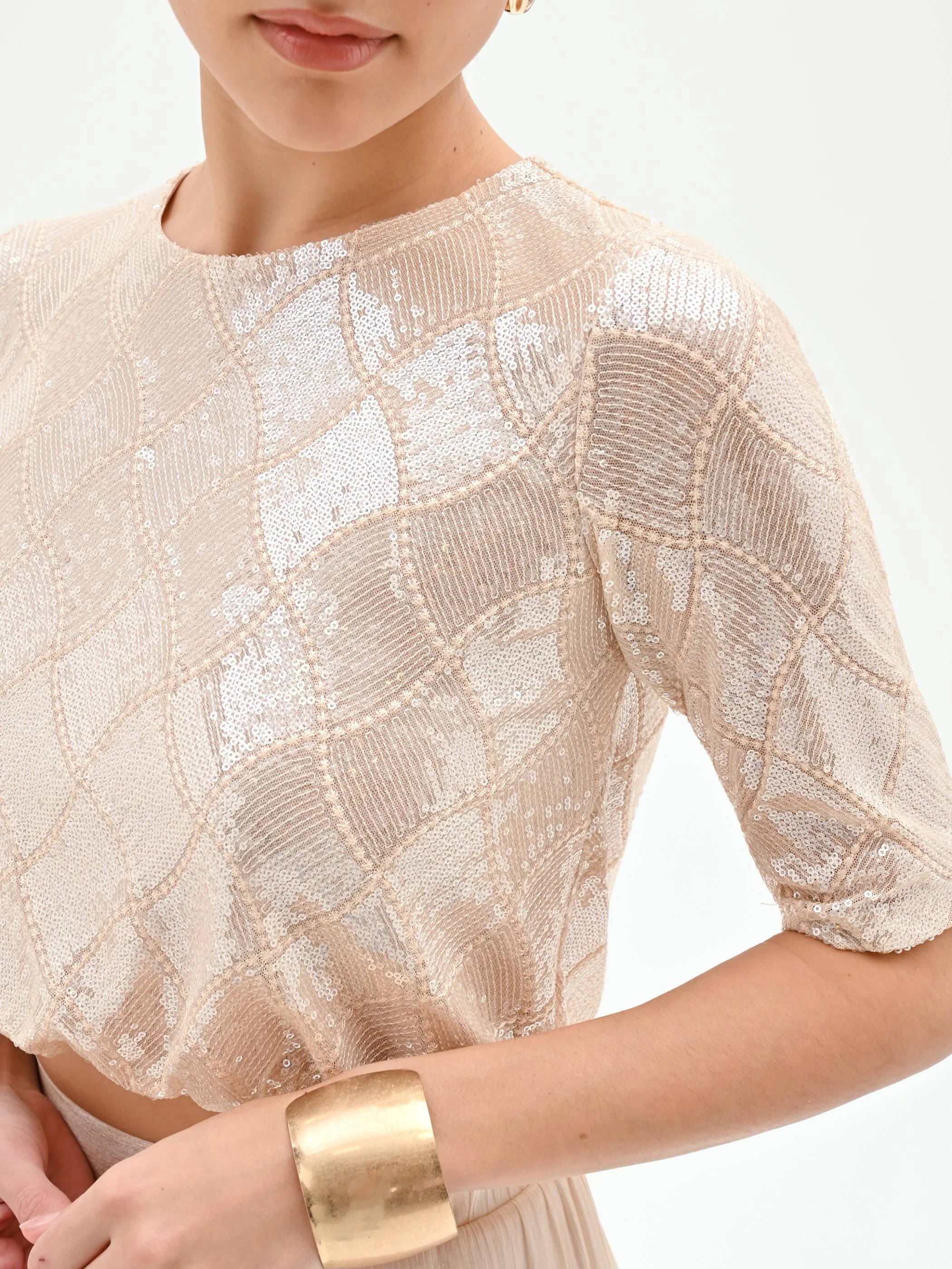 Crop top beige chiaro con paillettes - Image 4