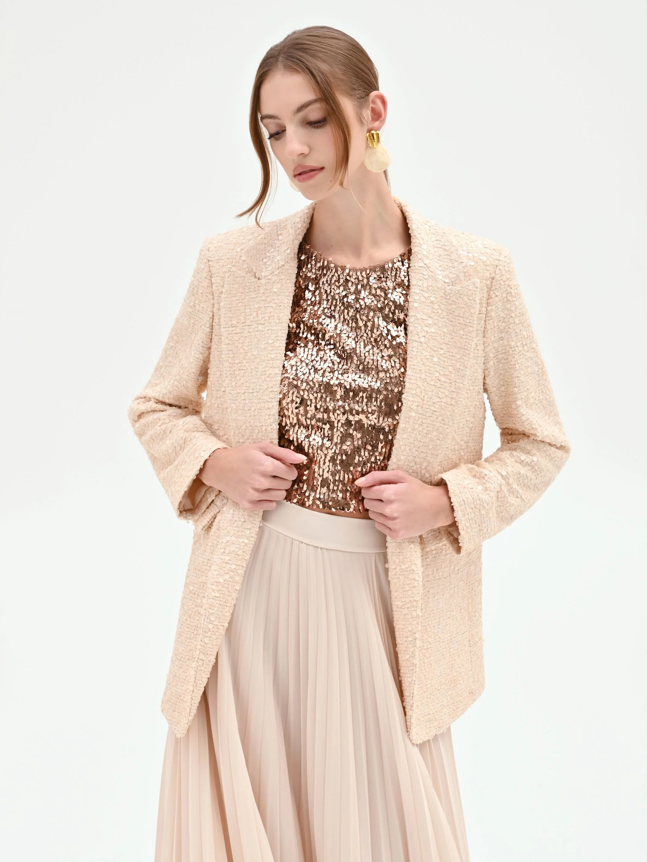 Giacca beige chiaro con paillettes - Image 4