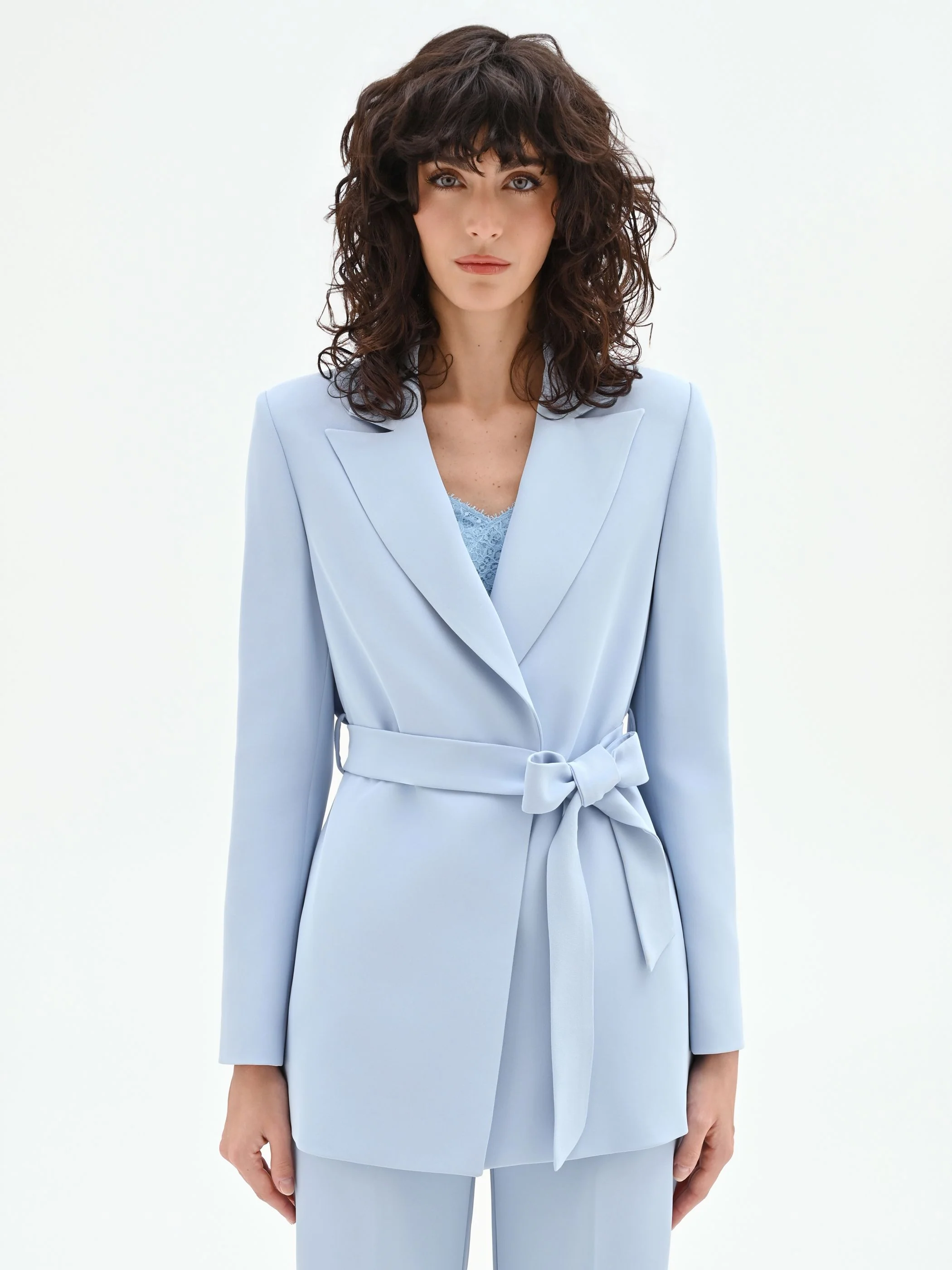 Giacca blazer cielo azzurro con cintura in vita - Image 2