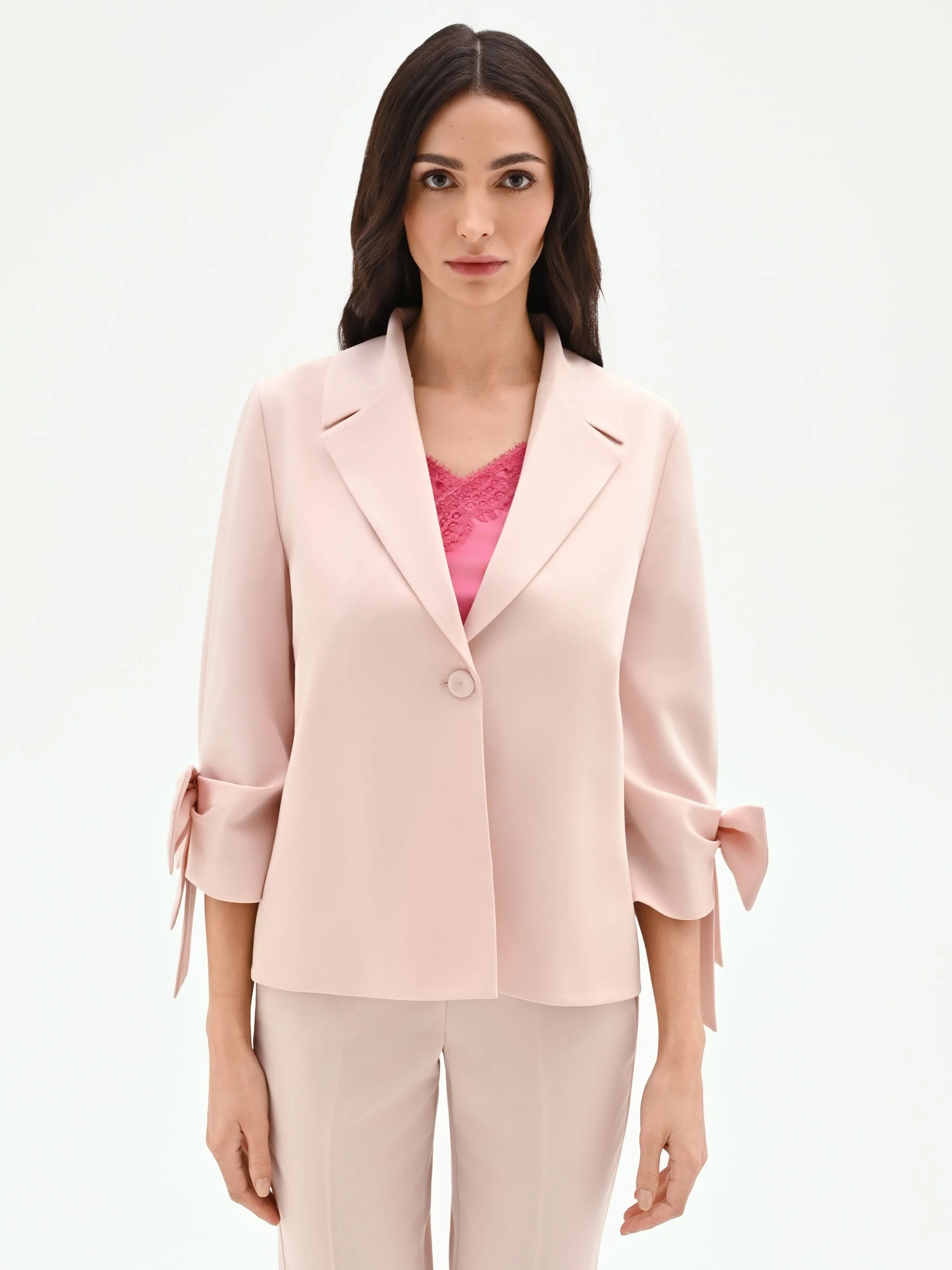 Giacca blazer rosa con fiocco sulla manica - Image 4