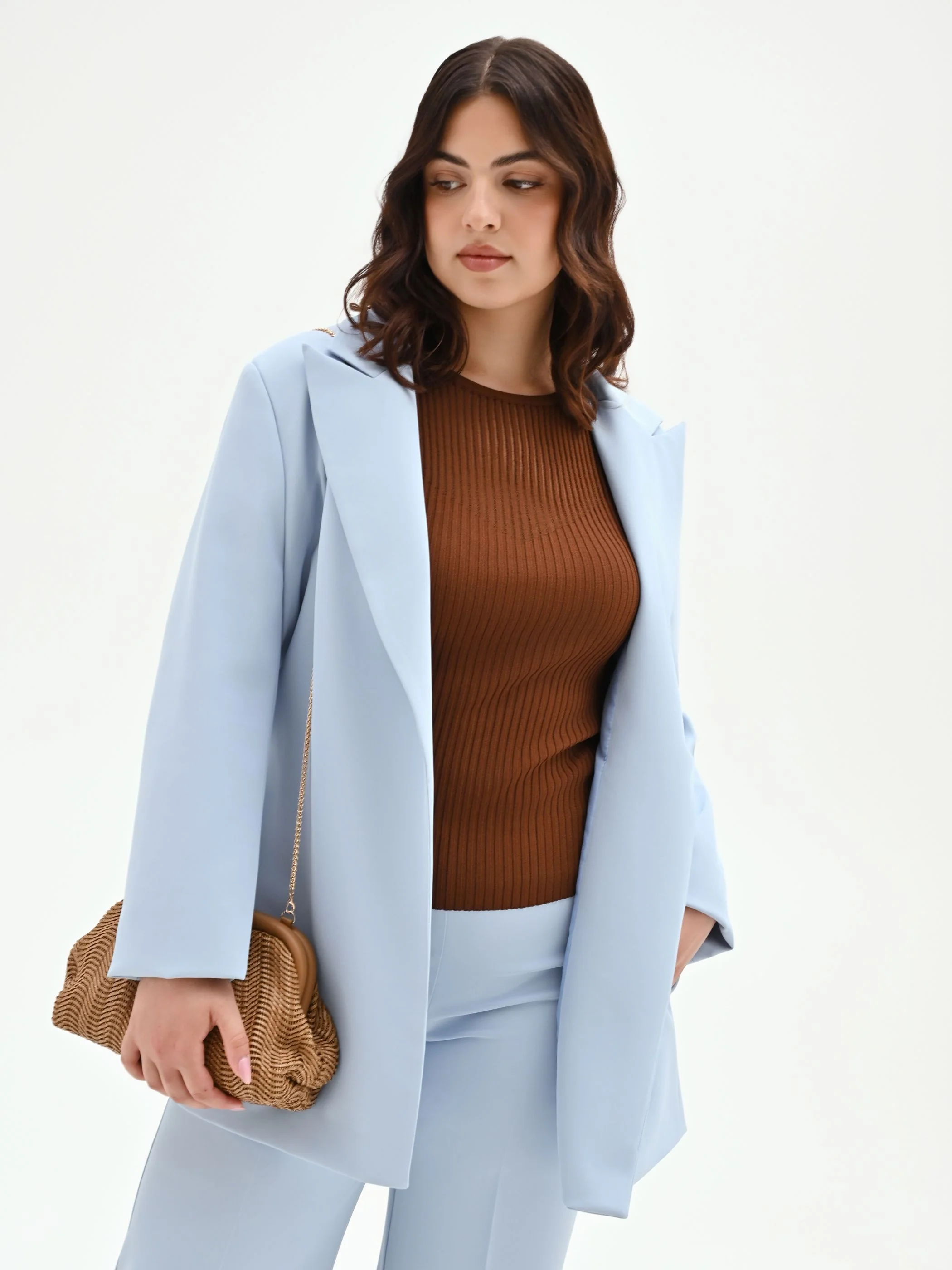 Giacca Curvy cielo azzurro con cintura in vita - Image 6