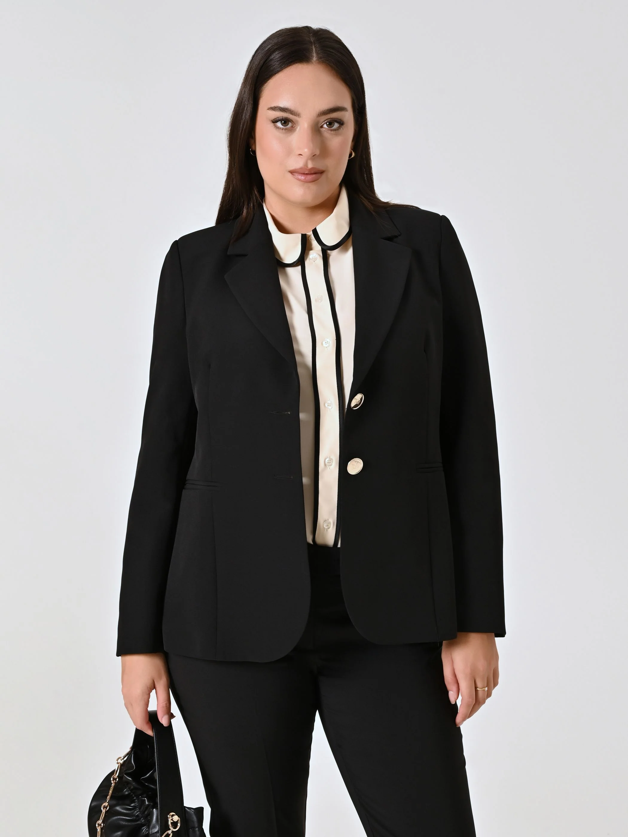 Giacca Curvy Due Bottoni Nera - Image 6