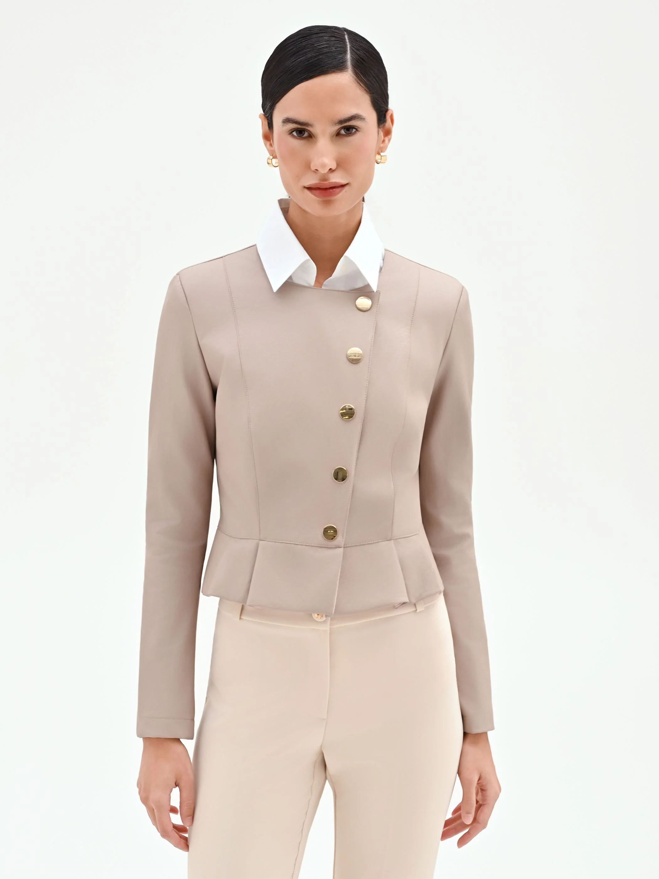 Giacca tortora beige con bottoni asimmetrici - Image 6