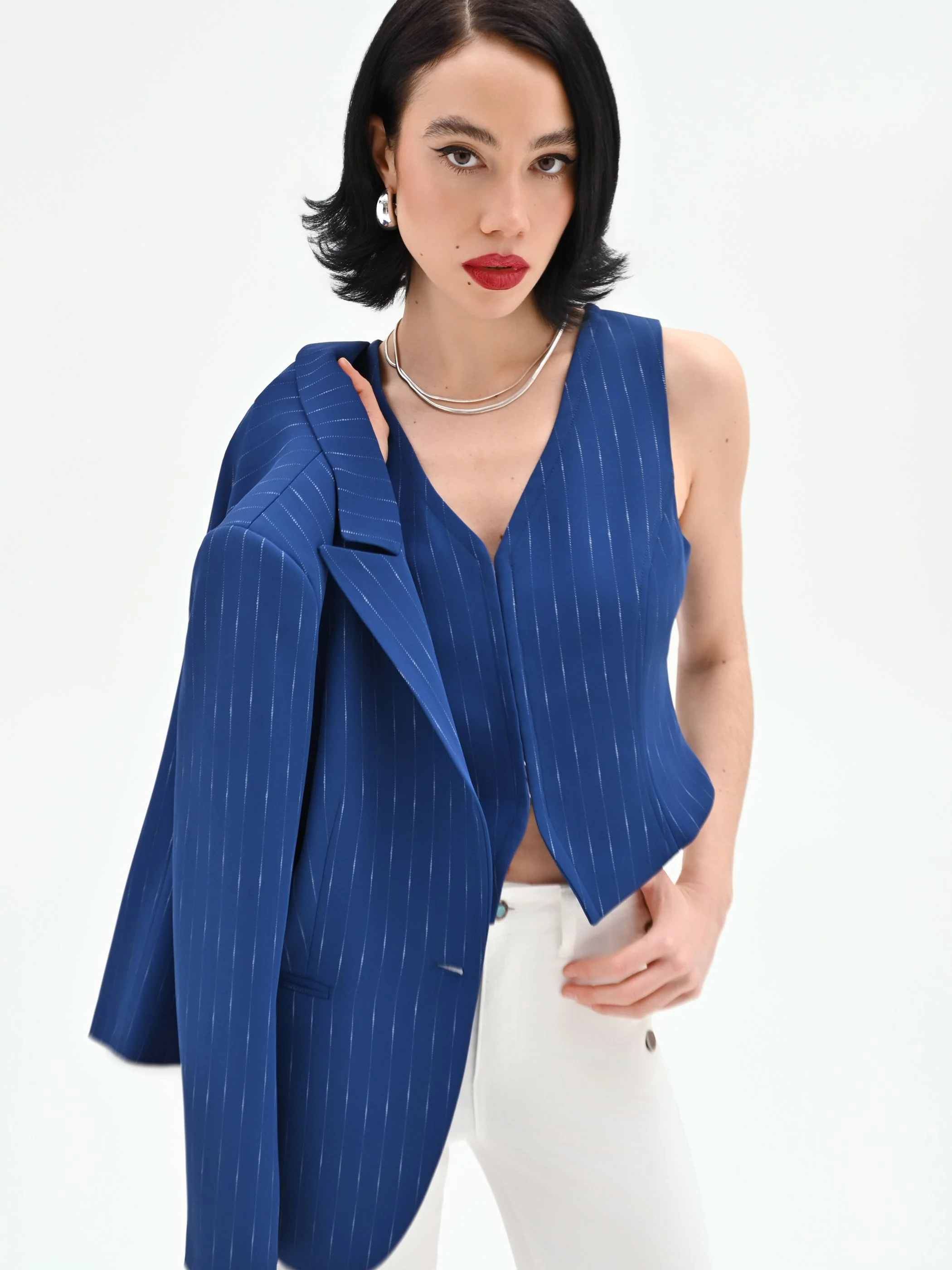 Gilet blu brillante effetto gessato - Image 7