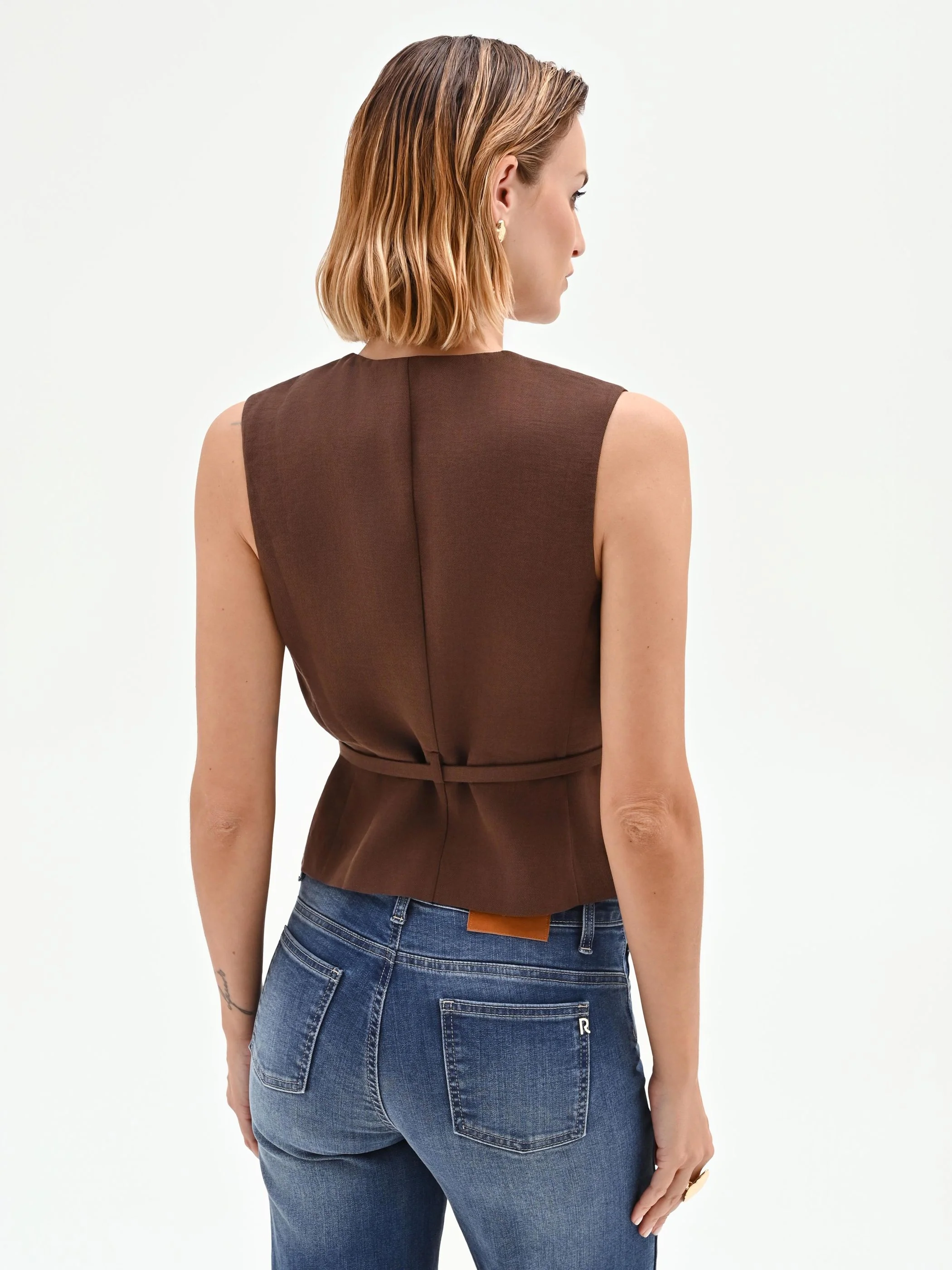Gilet cioccolato con cintura in vita - Image 5