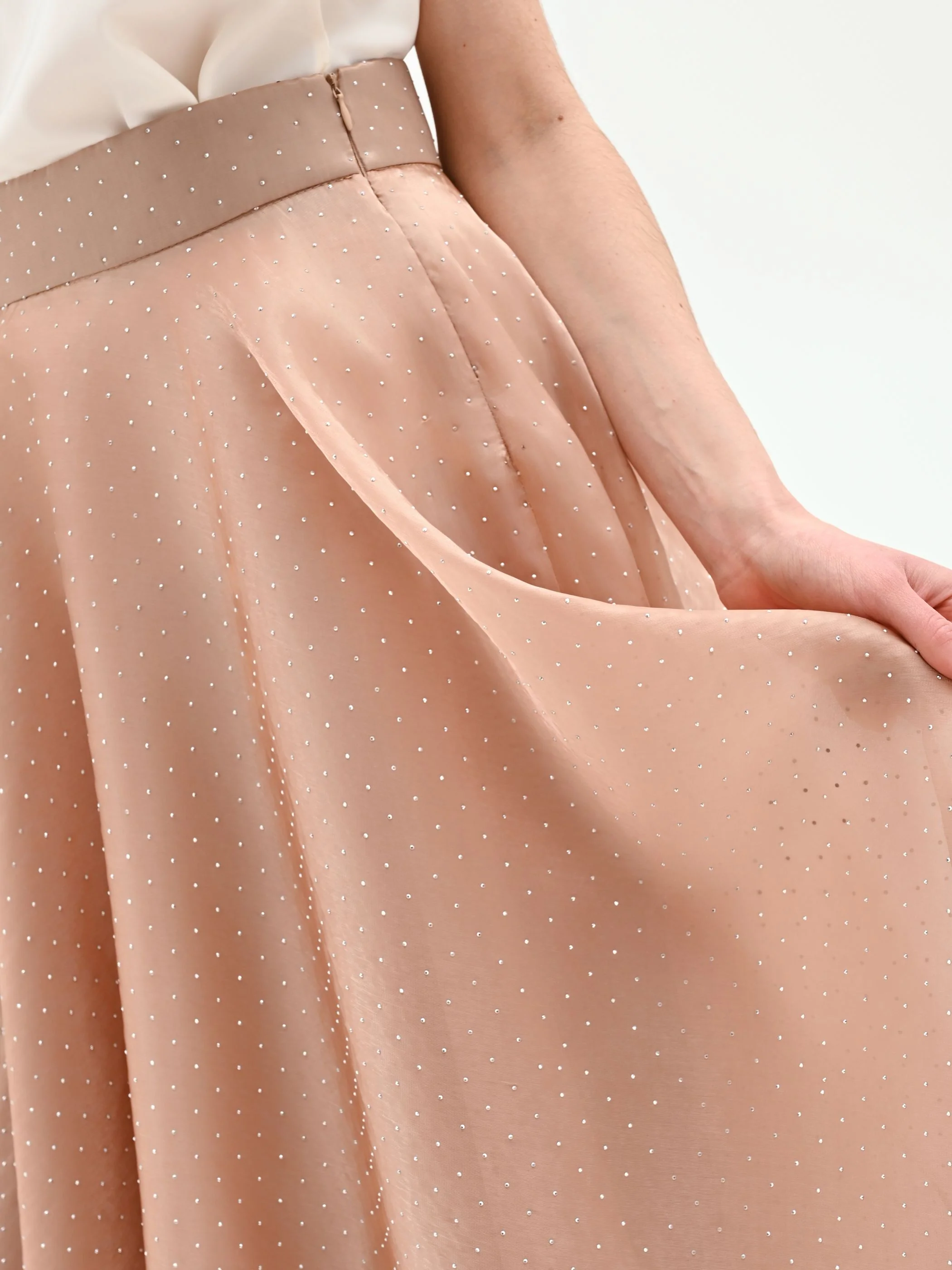 Gonna marrone bronzo con strass allover - Image 5