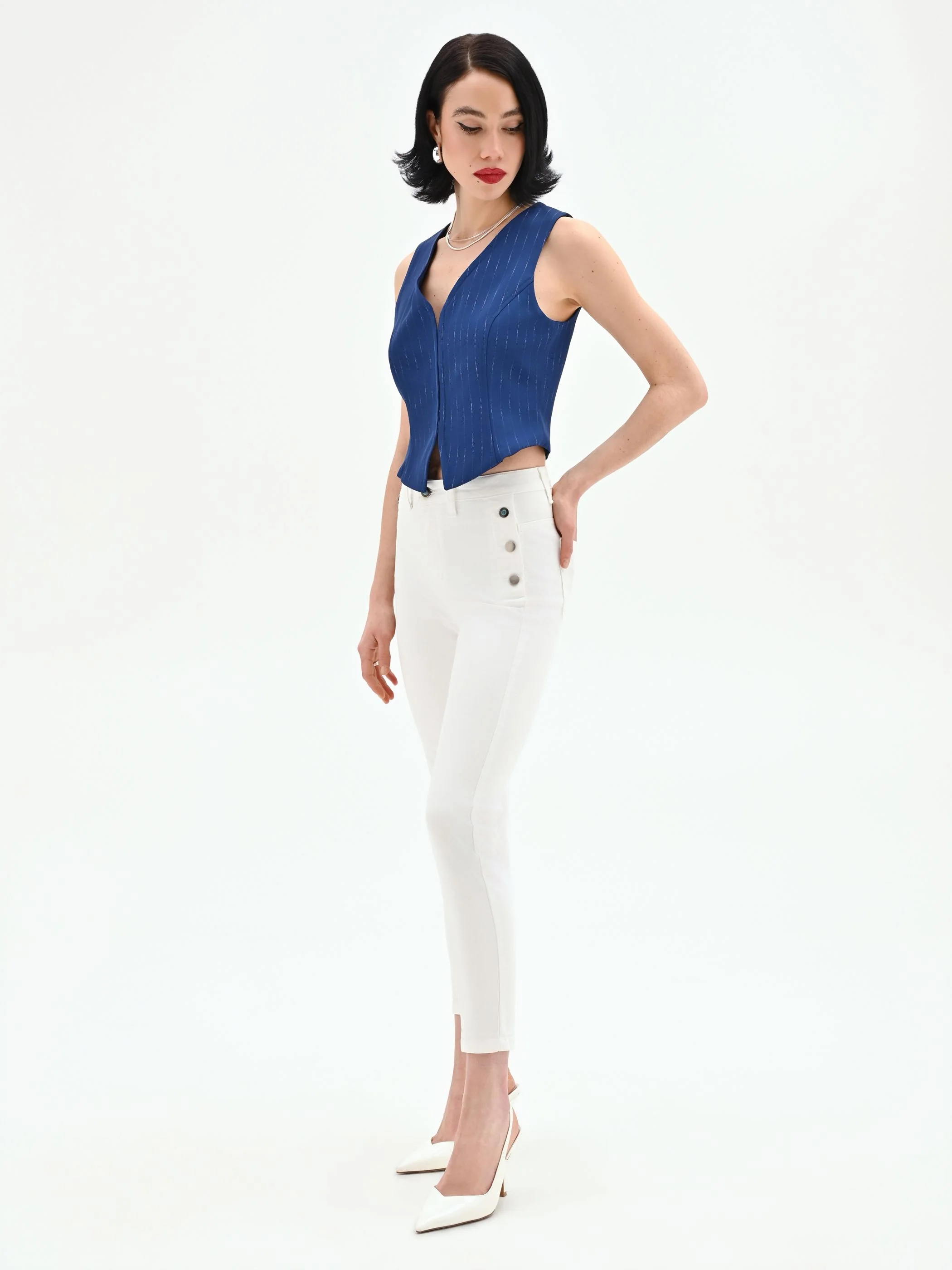 Jeans bianchi skinny con bottoni laterali - Image 5