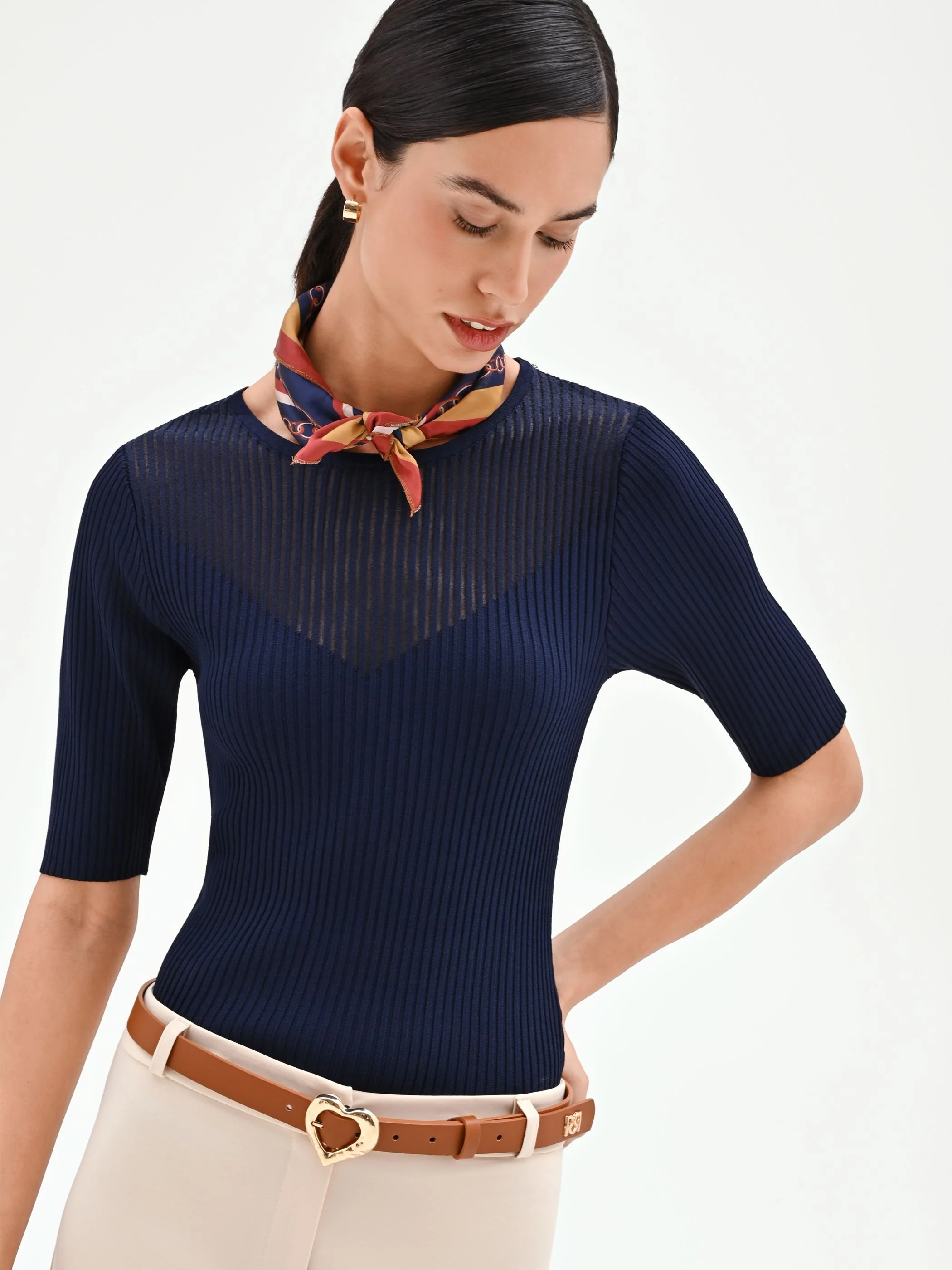 Maglia blu navy a costine con gioco di trasparenze - Image 6
