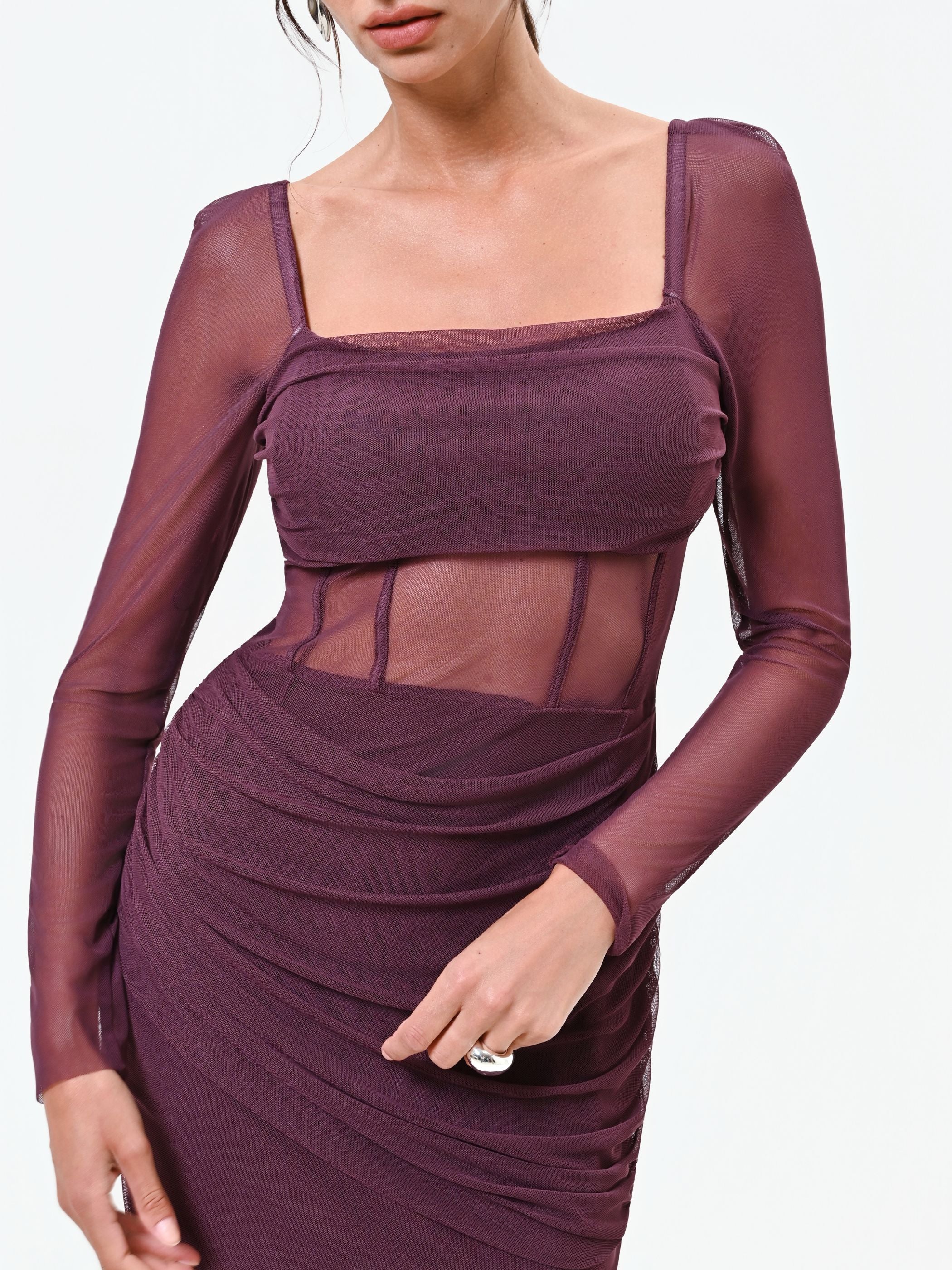 Mini abito bordeaux rosso in tulle con corpetto steccato - Image 4