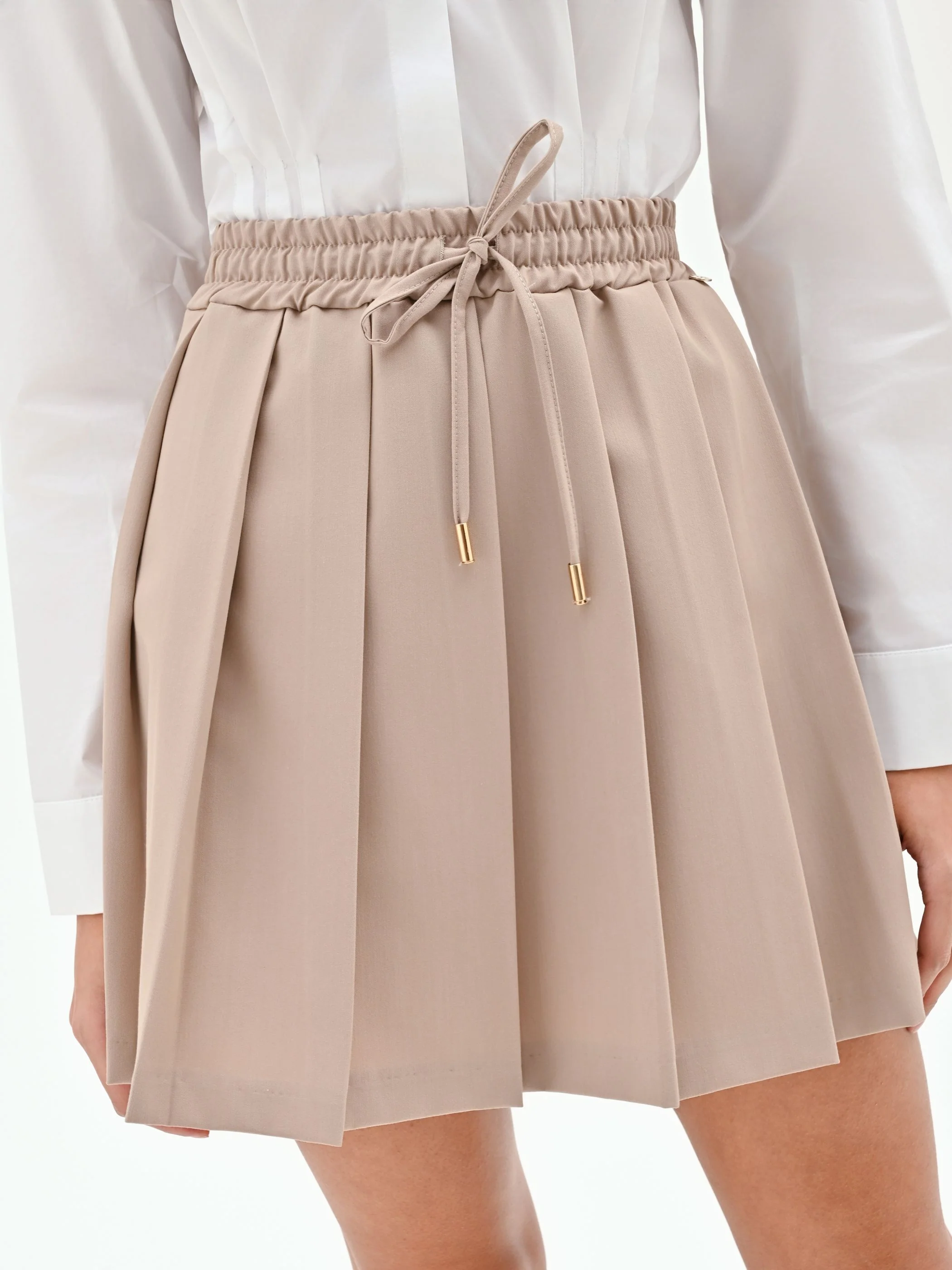 Minigonna a pieghe tortora beige - Image 3
