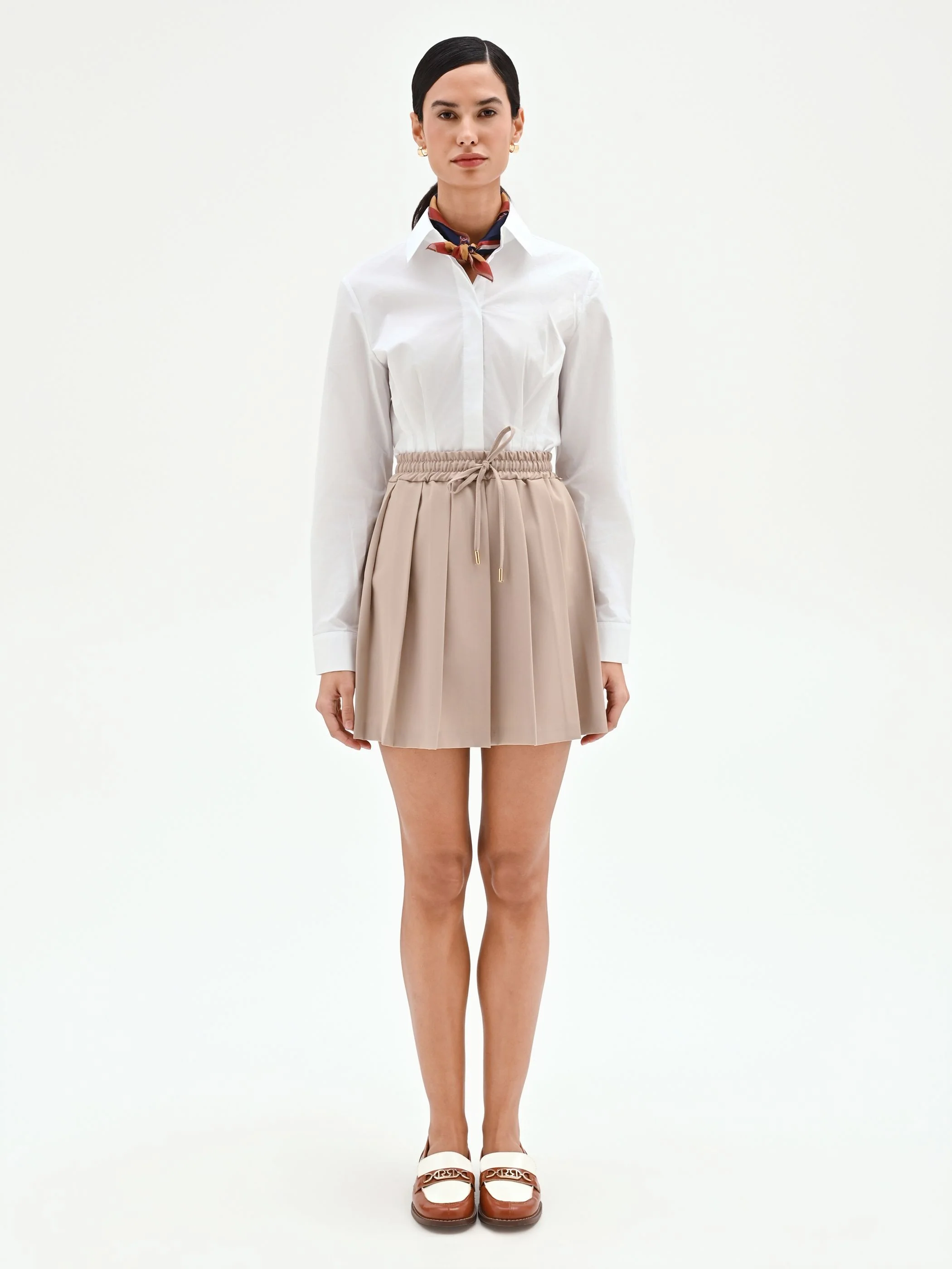 Minigonna a pieghe tortora beige - Image 4