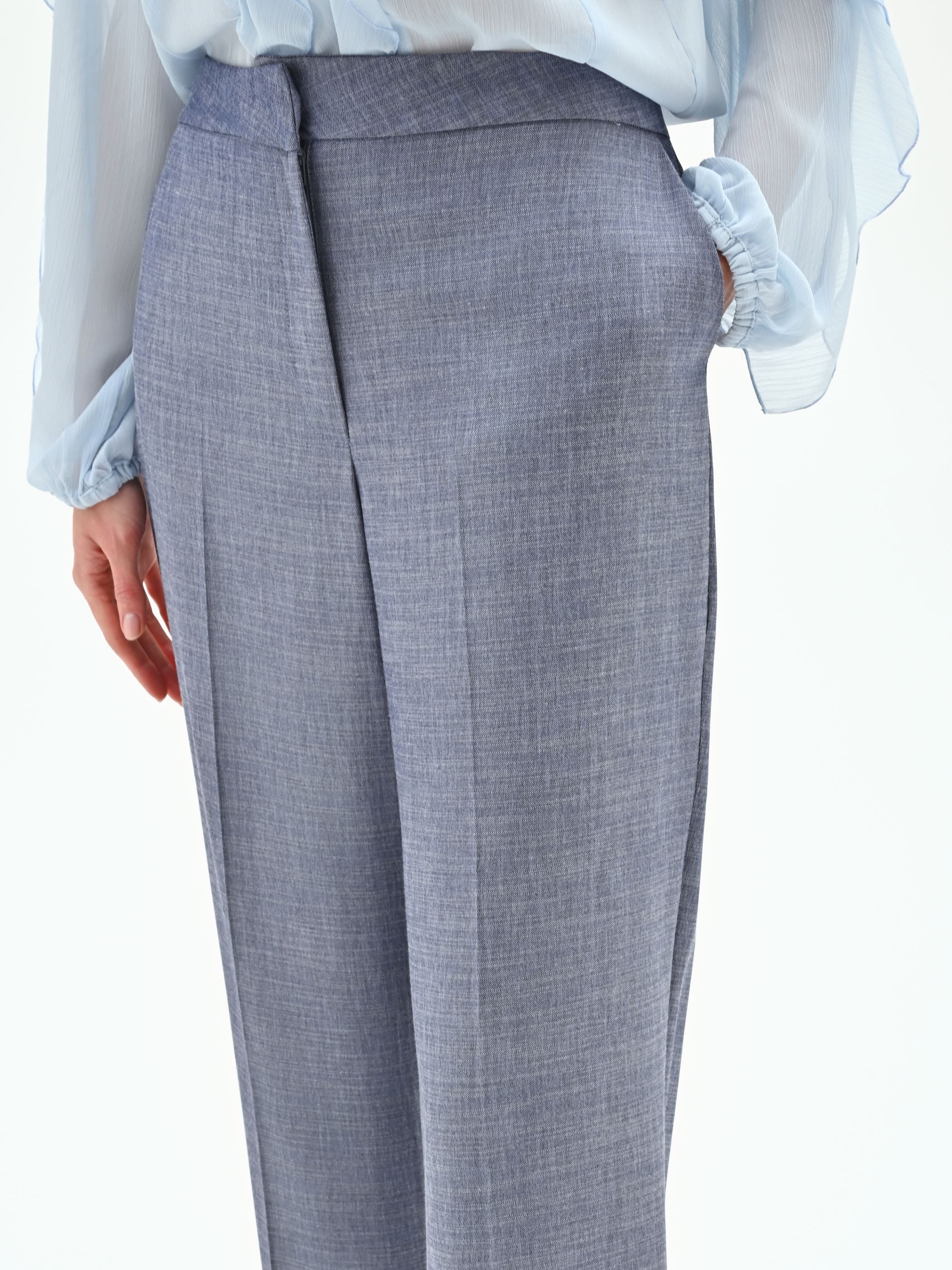 Pantalone a gamba ampia in chambray - Image 4