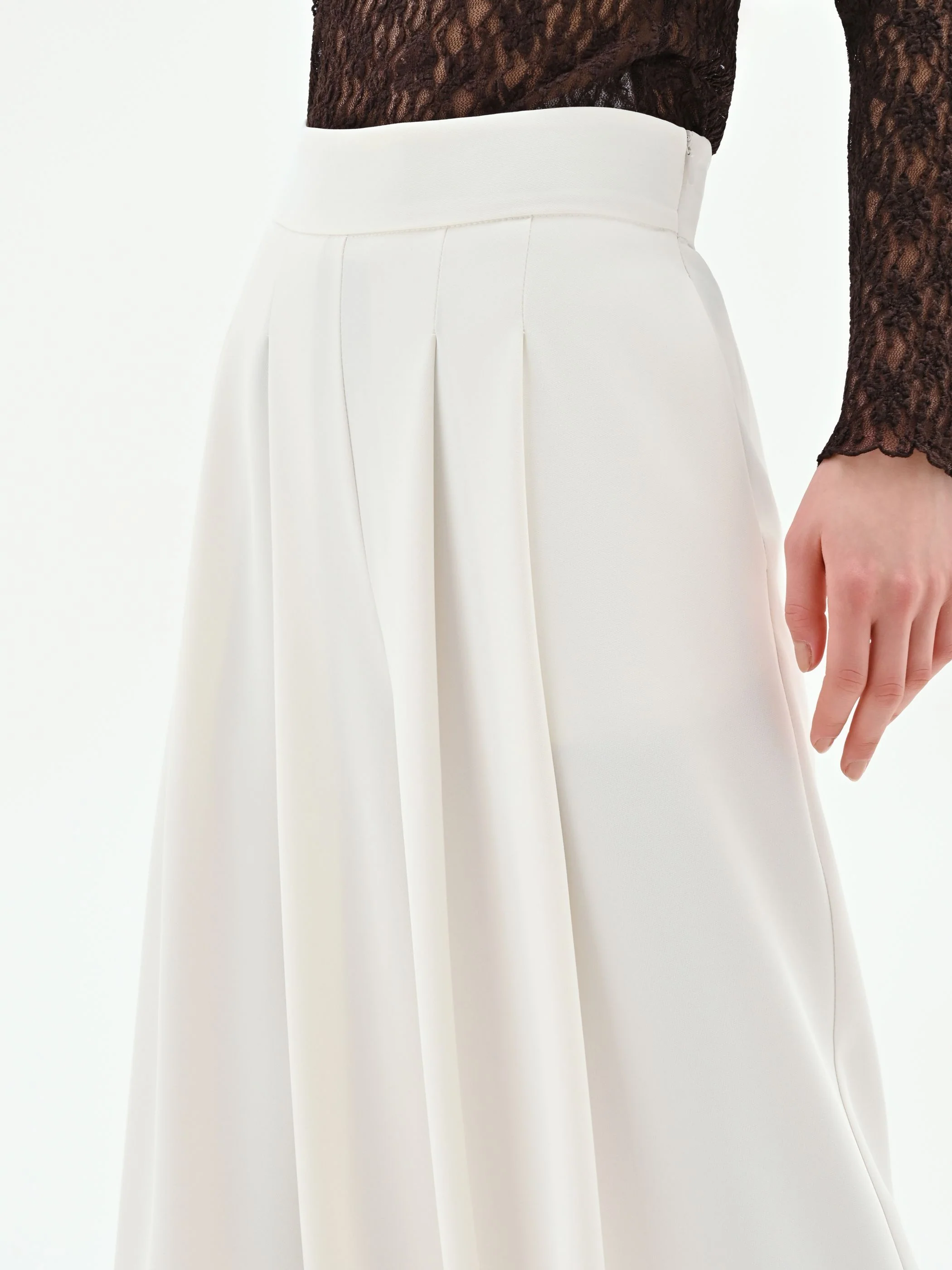 Pantalone a palazzo bianco con pinces in cadi - Image 4