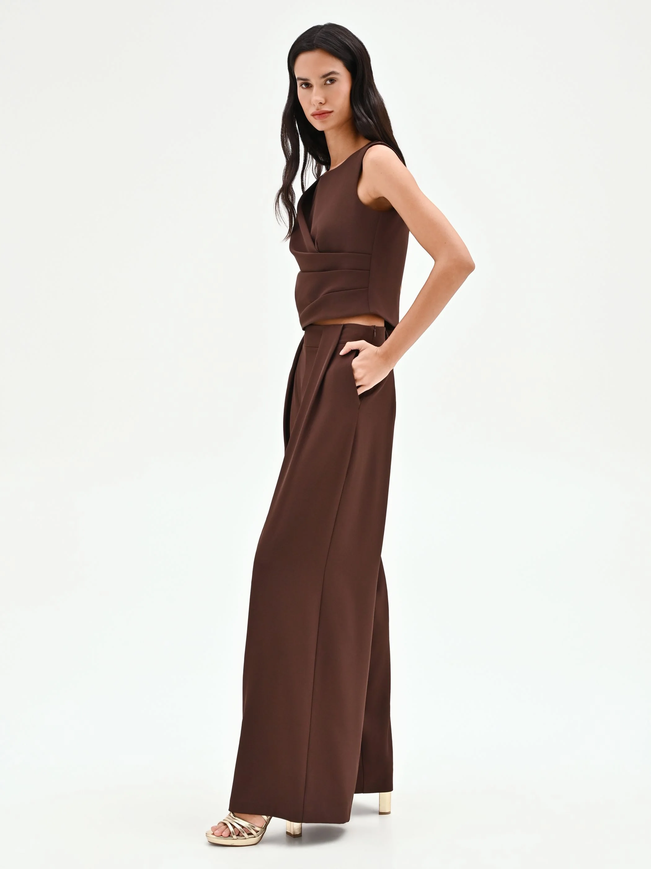 Pantalone a palazzo cioccolato a vita alta - Image 5