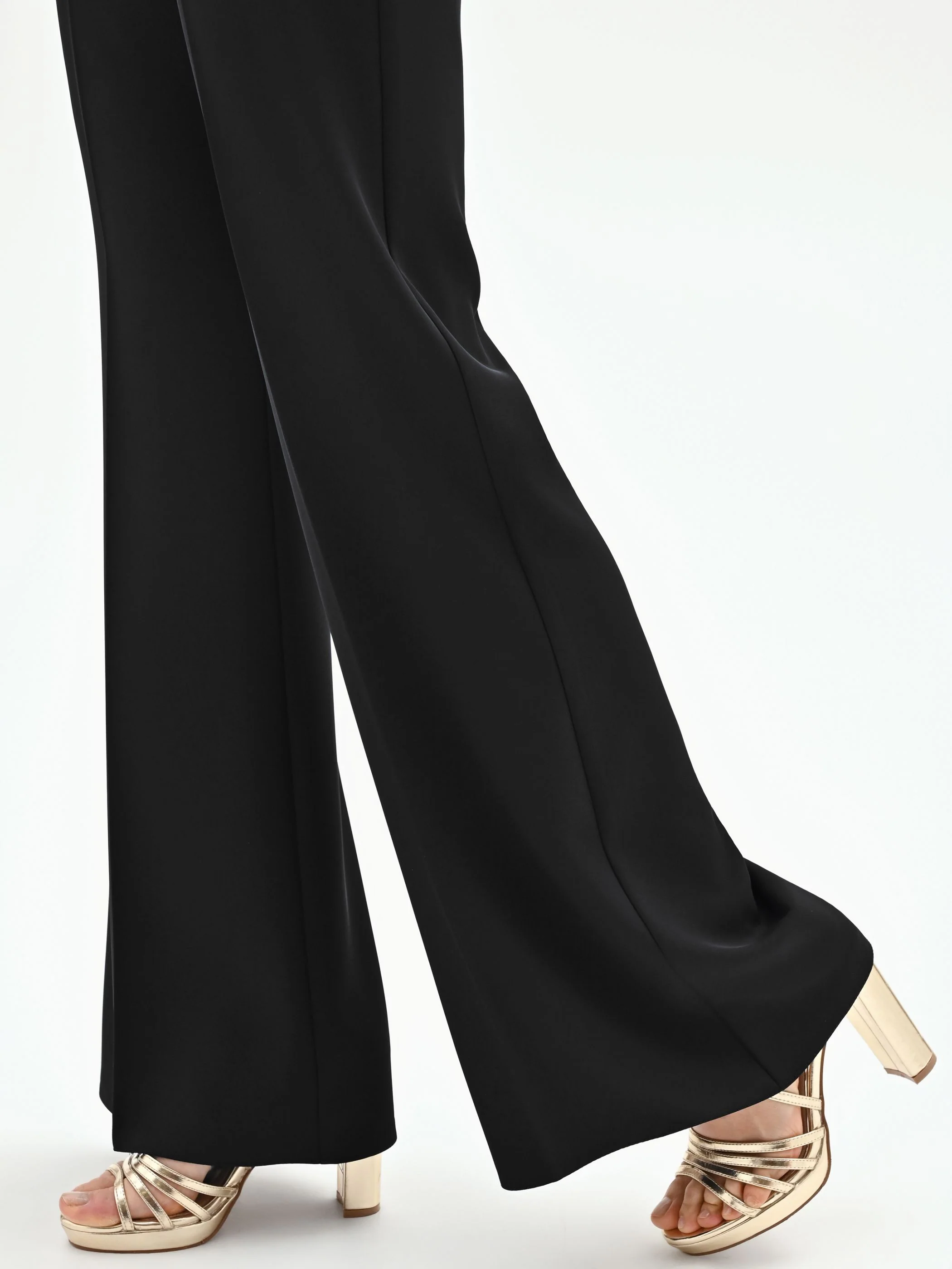 Pantalone a palazzo nero con piega stirata - Image 4