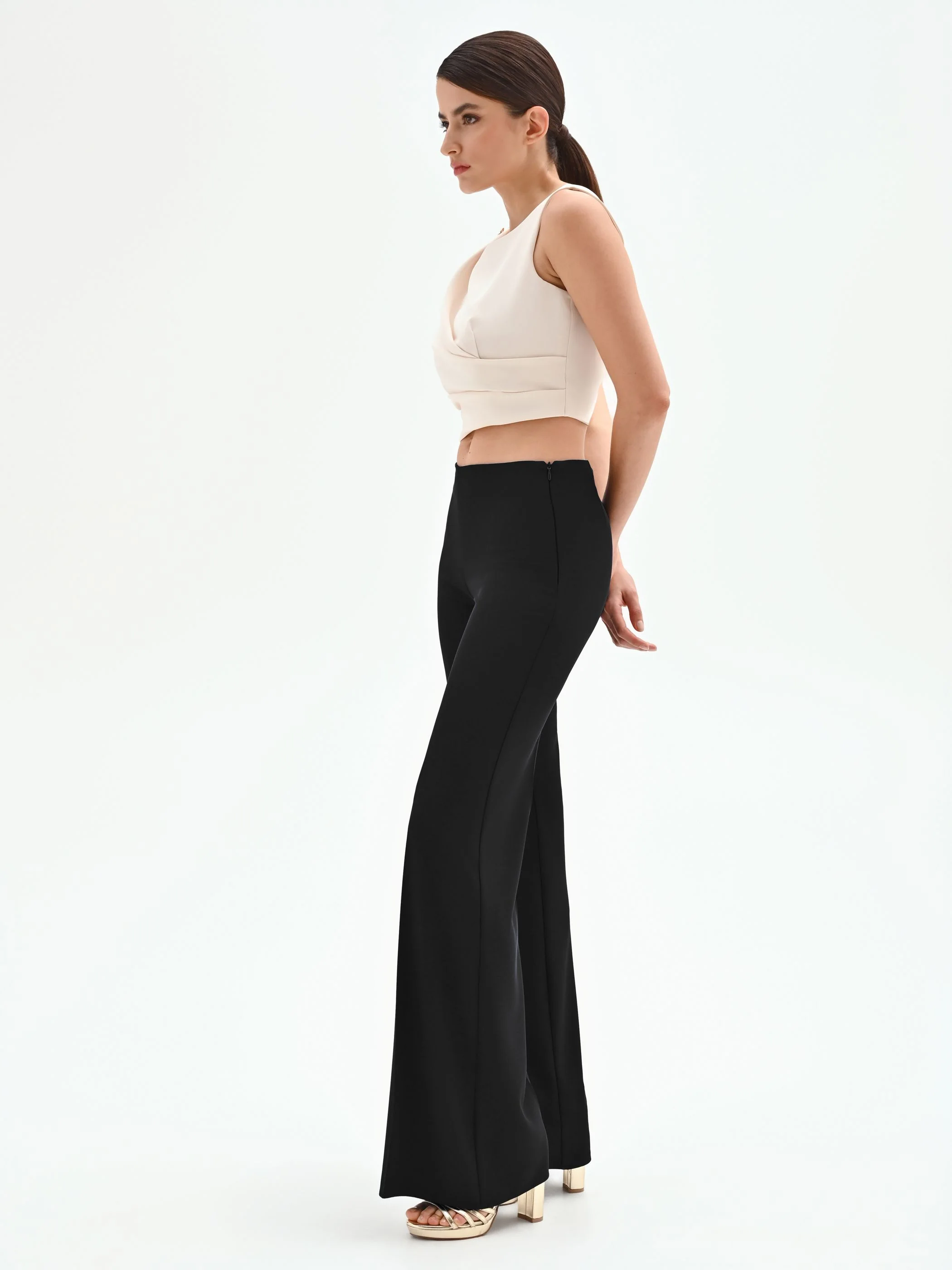 Pantalone a palazzo nero con piega stirata - Image 5